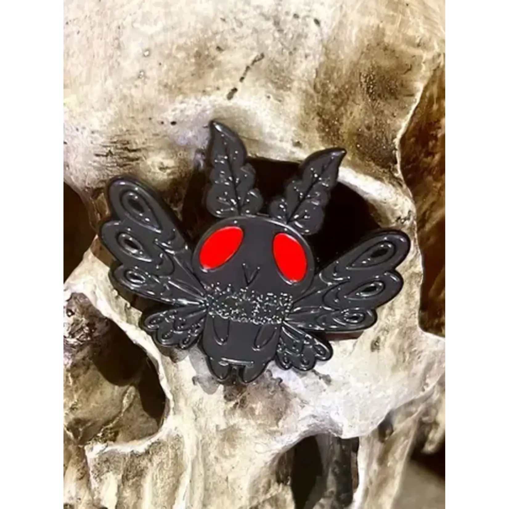 vampirefreaks Baby Mothman Enamel Pin