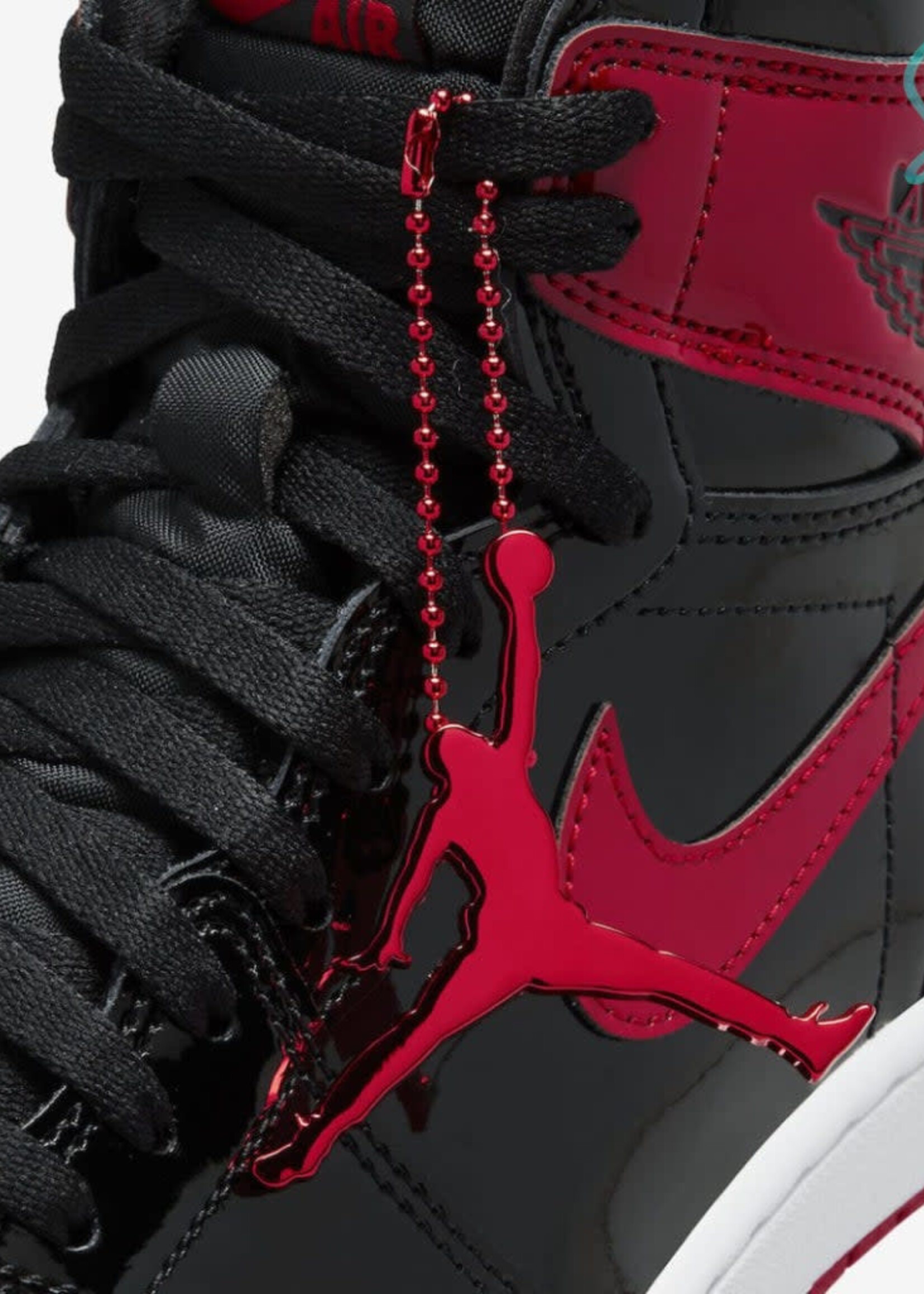 Air Jordan 1 Retro High OG "Bred Patent"