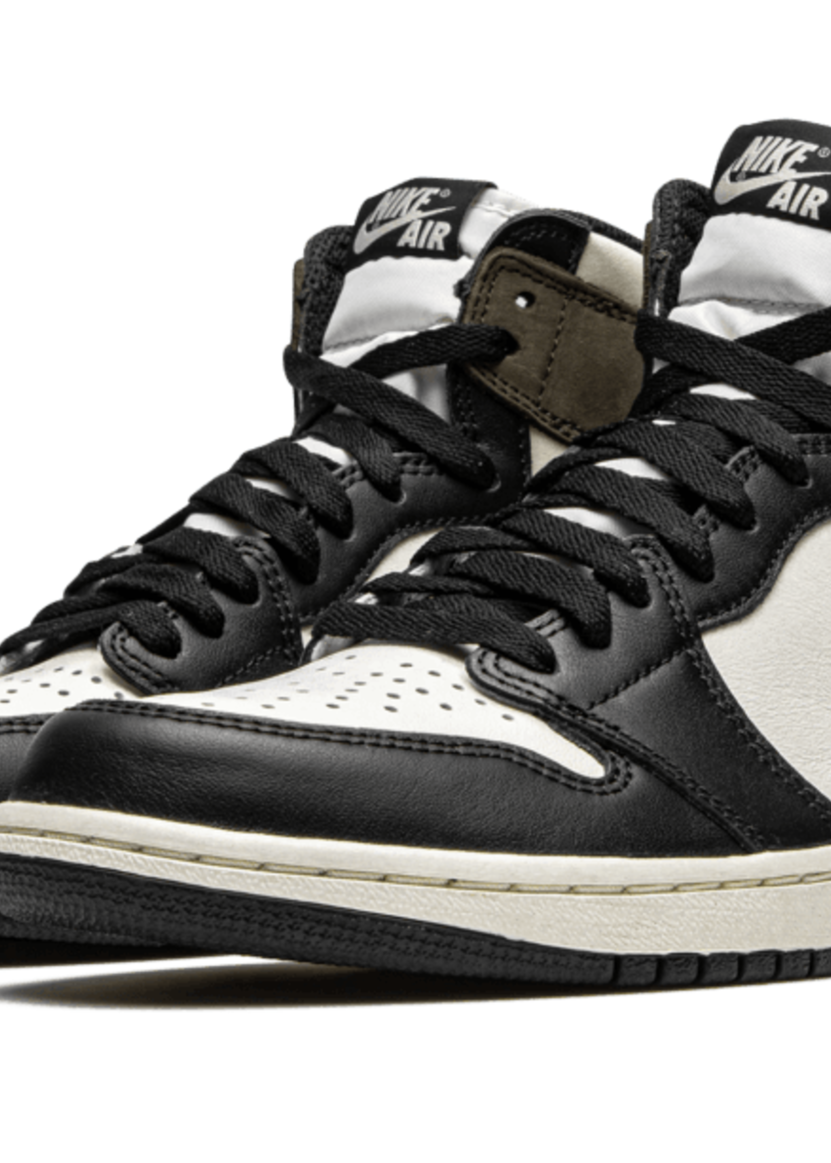 Air Jordan 1 Retro High OG  “Dark Mocha”