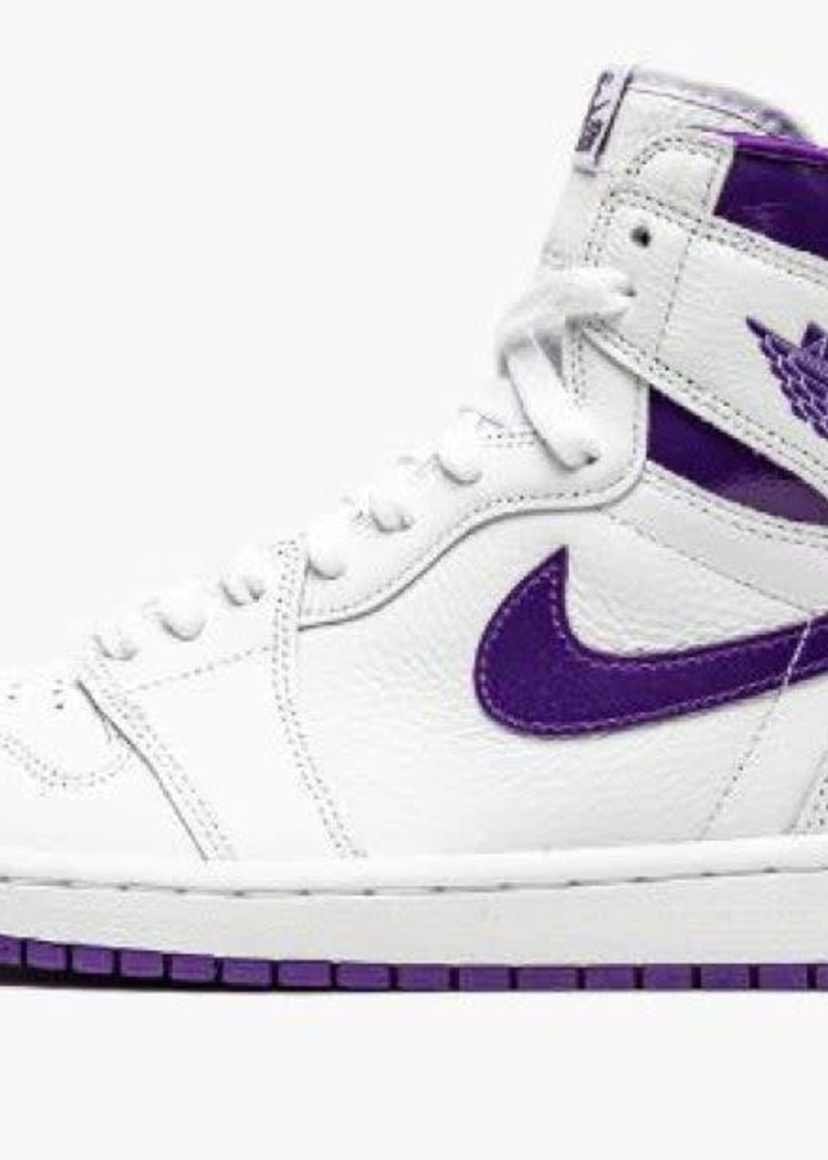 Air Jordan 1 Retro (W) "Court Purple"