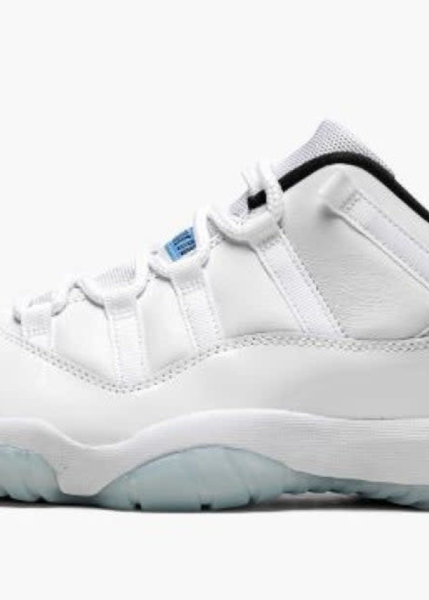 AIR JORDAN 11 RETRO LOW "Legend Blue"