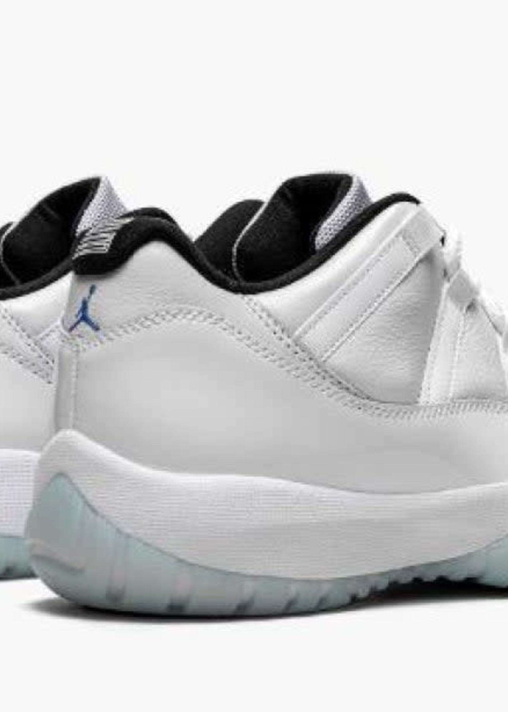 AIR JORDAN 11 RETRO LOW "Legend Blue"