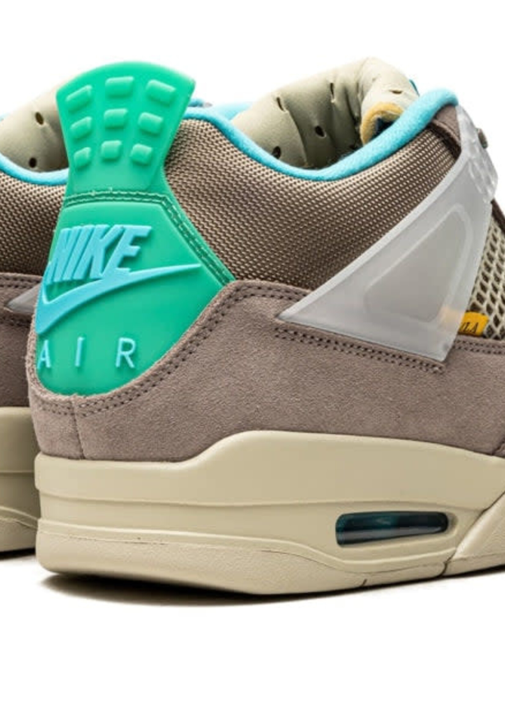 Air Jordan 4 Retro x UNION "Taupe Haze”