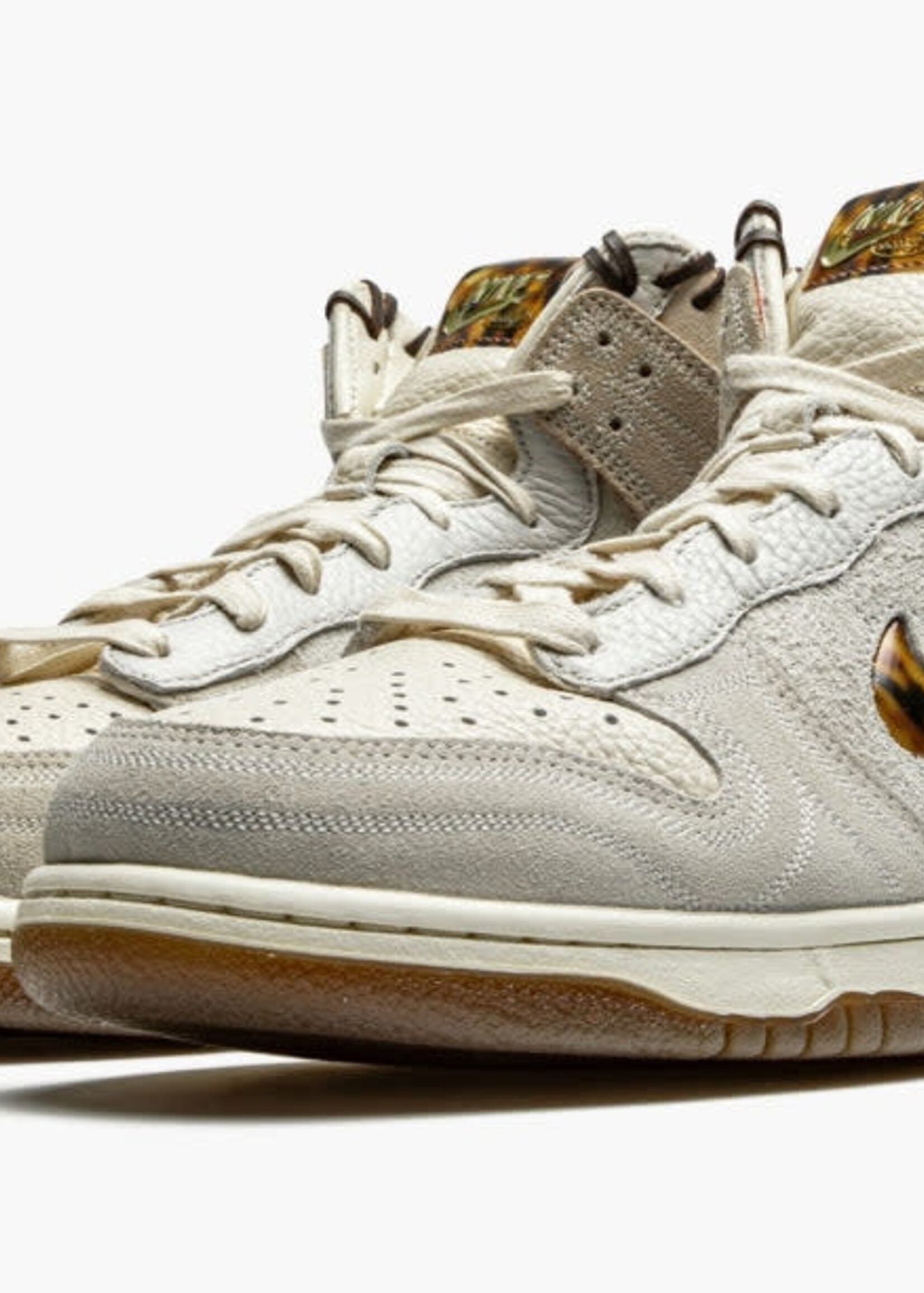 Nike Dunk High "Bodega - Friends & Family Sail"