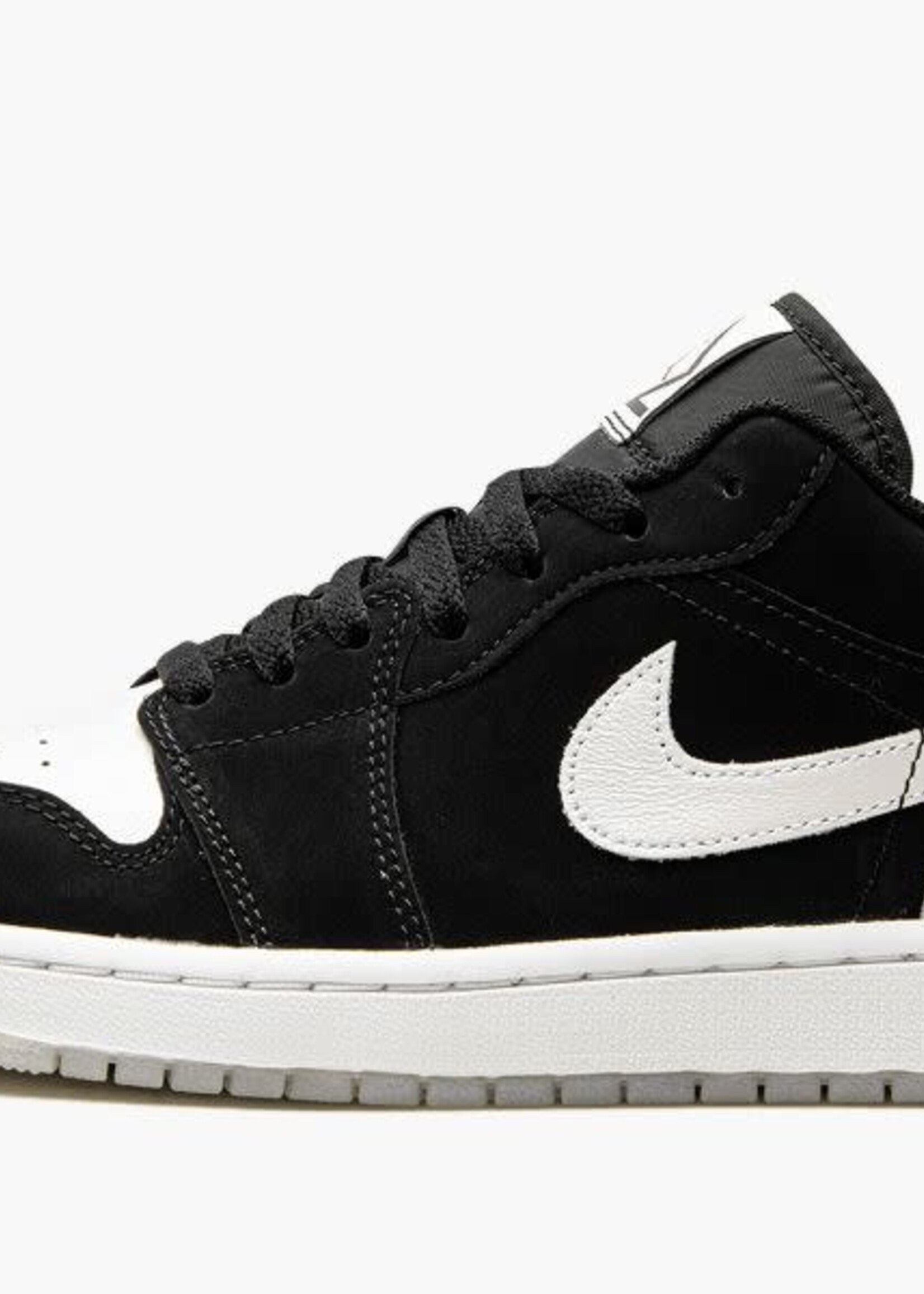 Jordan Air Jordan 1 Low "Diamond Shorts"