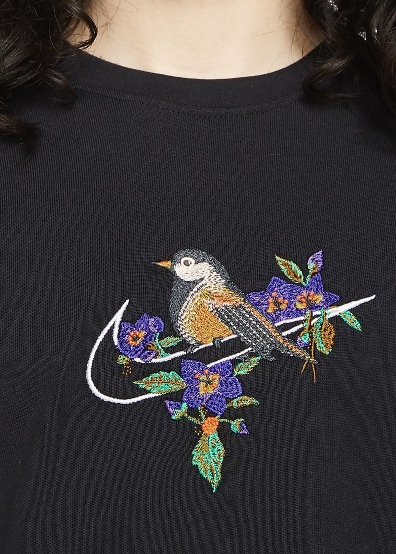 Nike Nike Bird Embroidery Tee