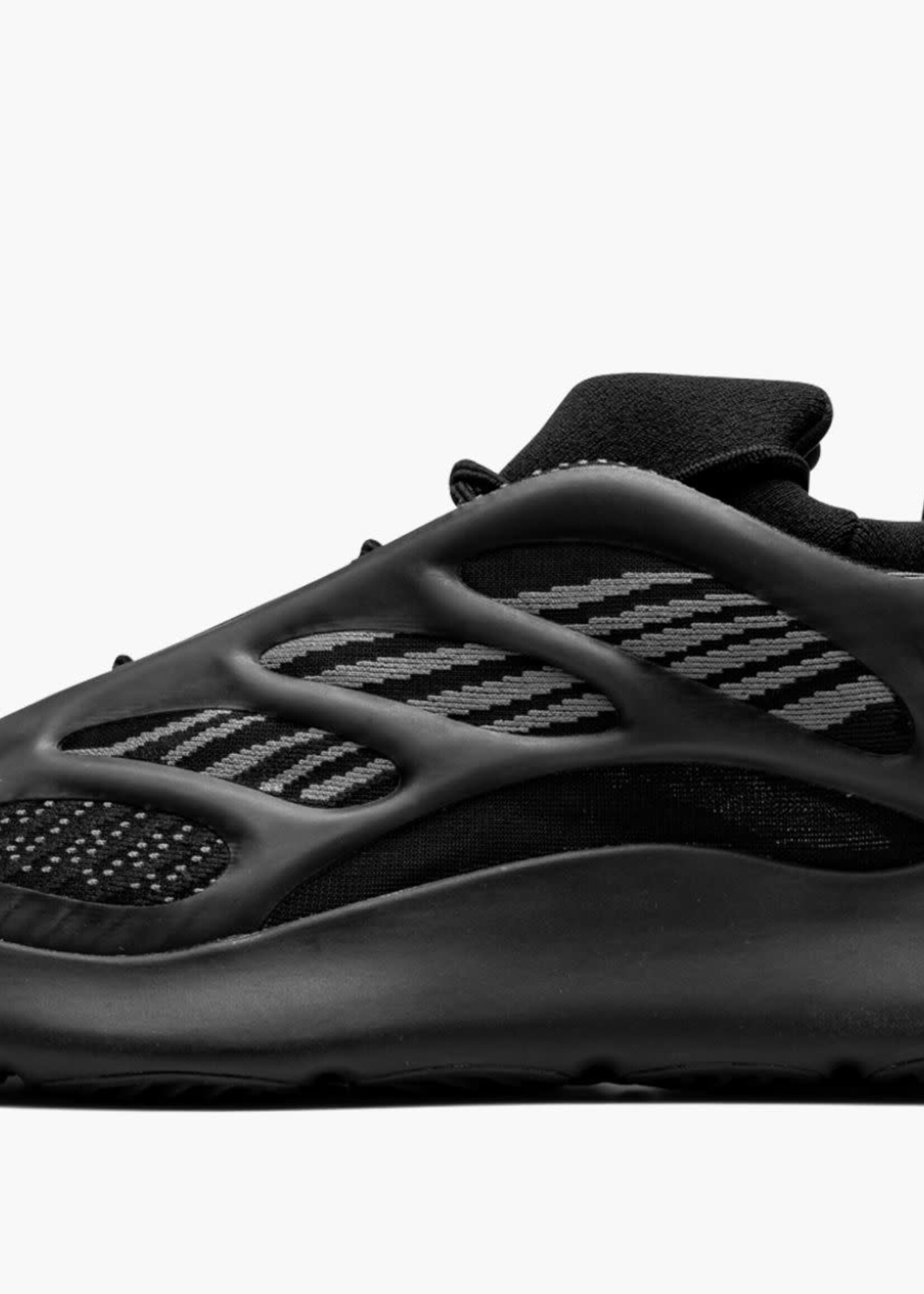 Yeezy 700 V3 “Alvah”