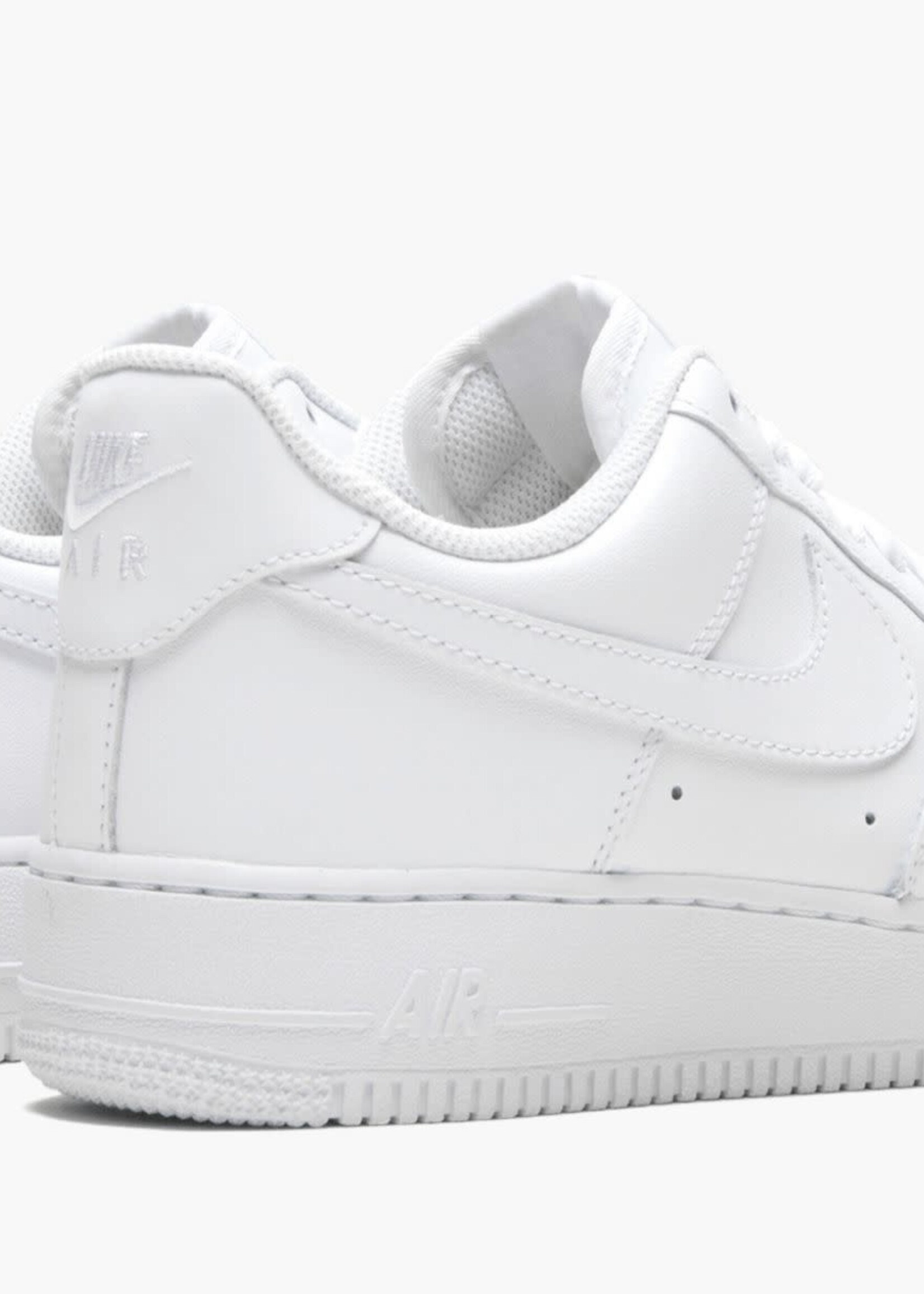 Nike Air Force 1 Low “White on White”