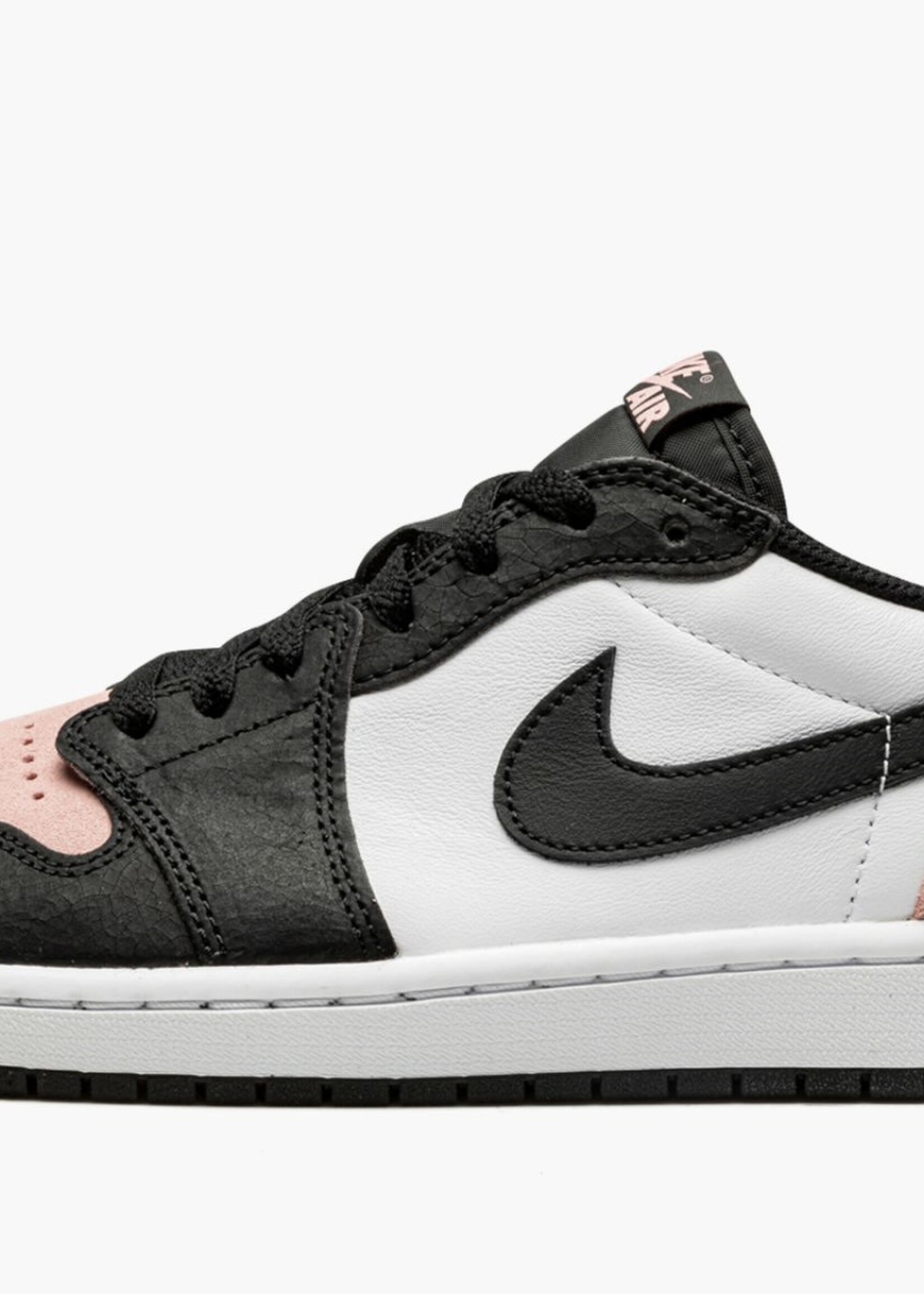 Jordan Air Jordan 1 Low “Bleached Coral”