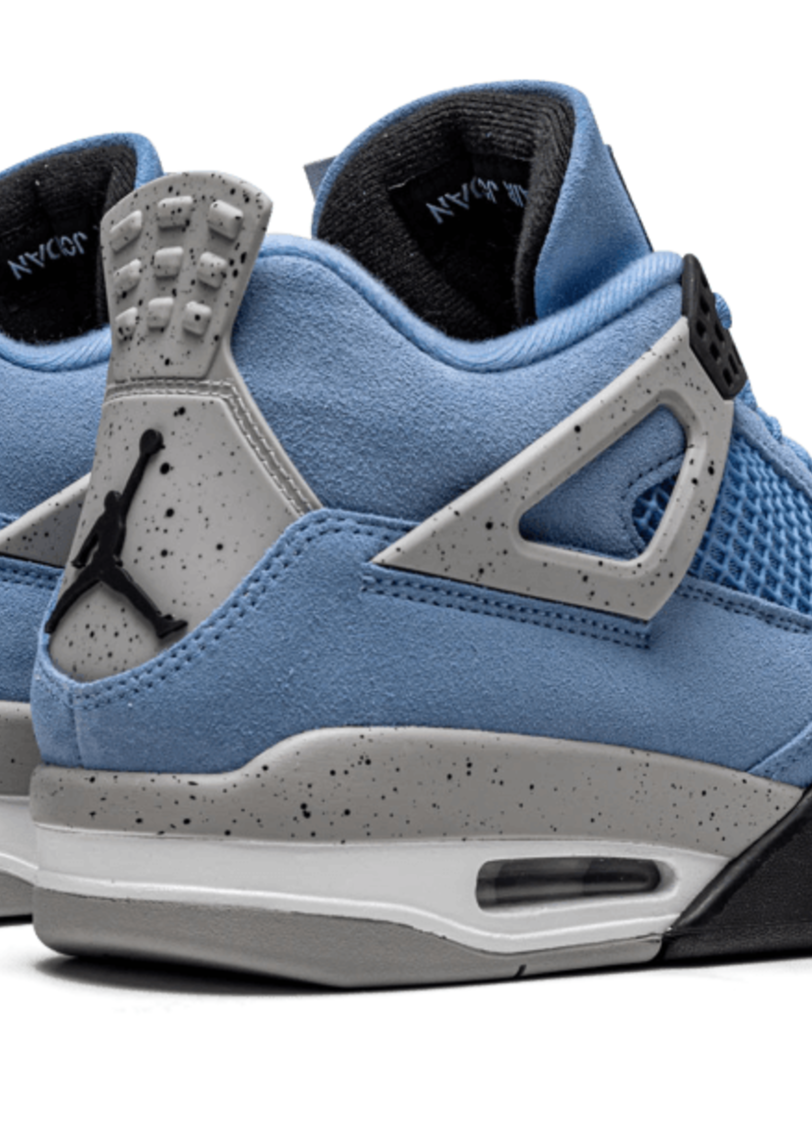 Air Jordan 4 Retro  “University Blue”