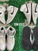 Jordan Air Jordan 1 Mid “Light Smoke Grey” WMNS