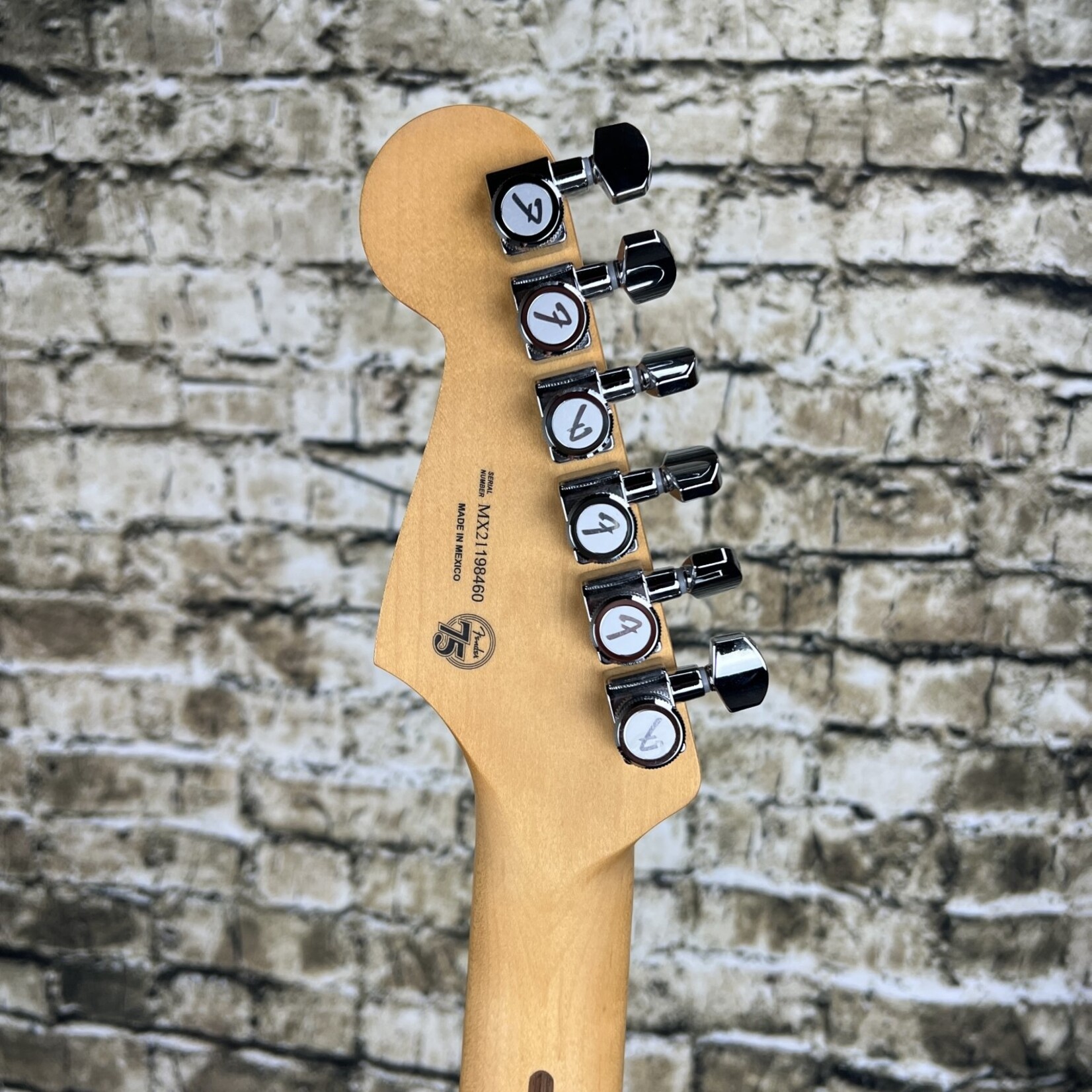 Fender Player Plus Stratocaster HSS - Belair Blue