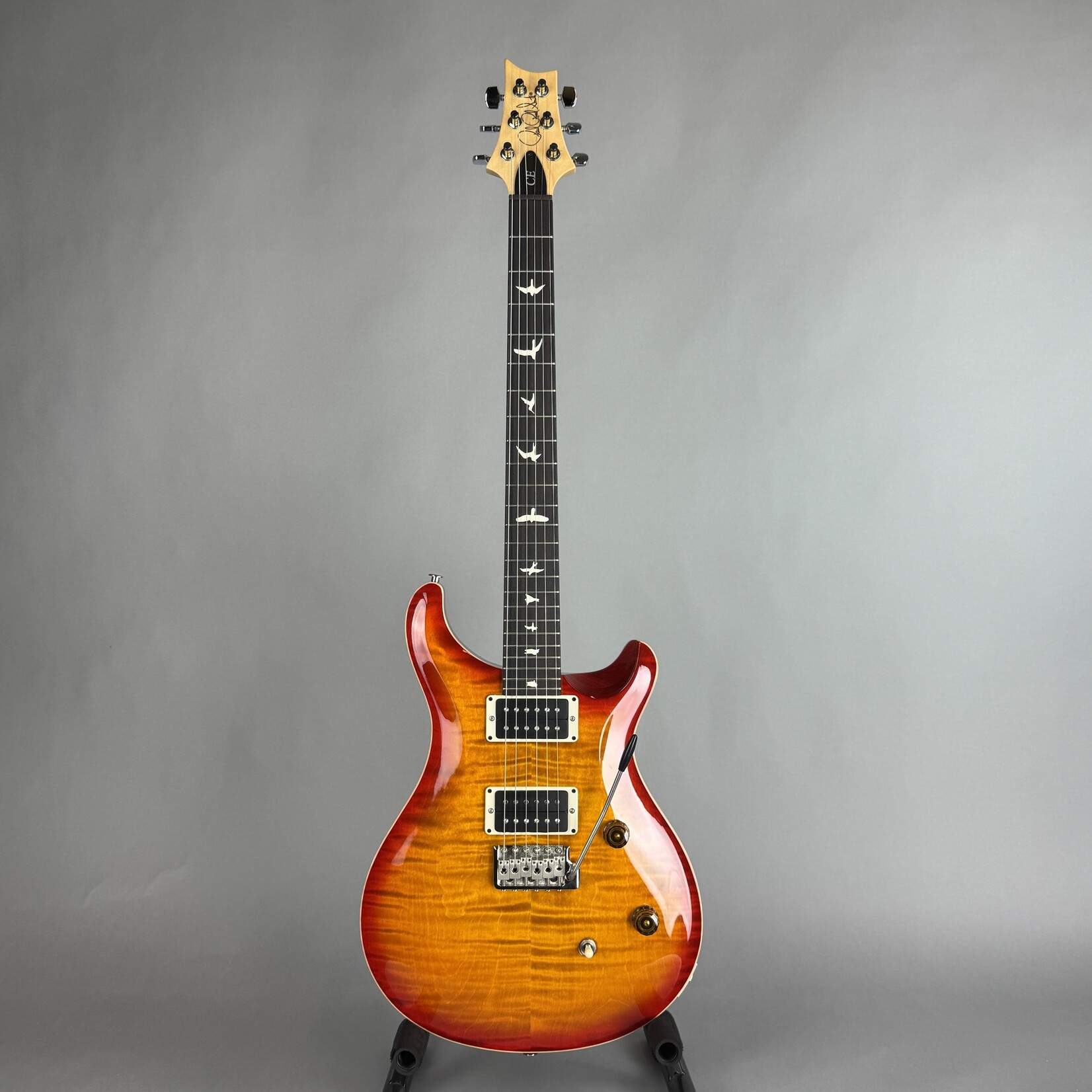 PRS CE 24 Solid Body Electric Guitar W/Gig Bag - Dark Cherry Sunburst (Demo)