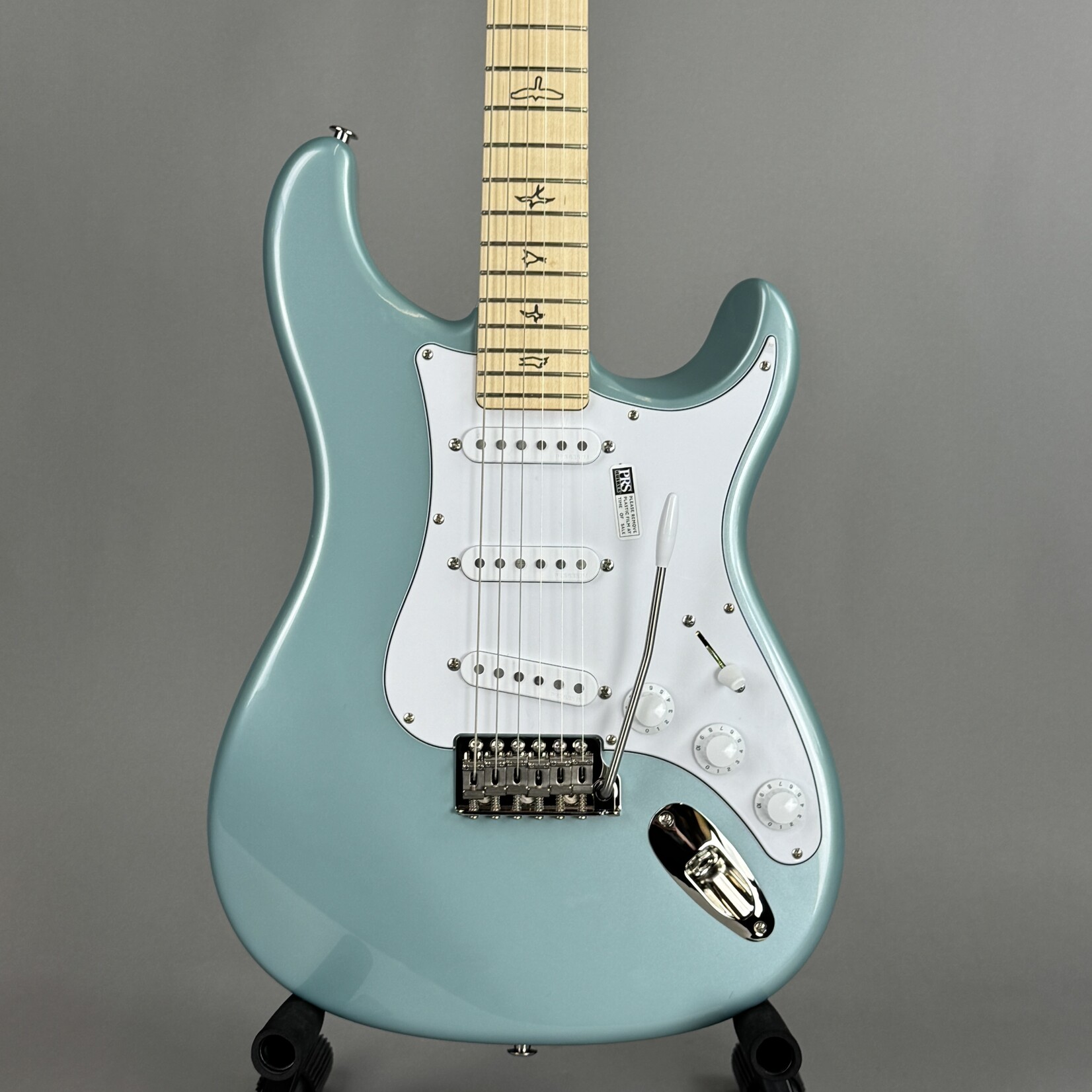PRS Silver Sky Electric Guitar, Maple Fingerboard W/Gig Bag - Polar Blue