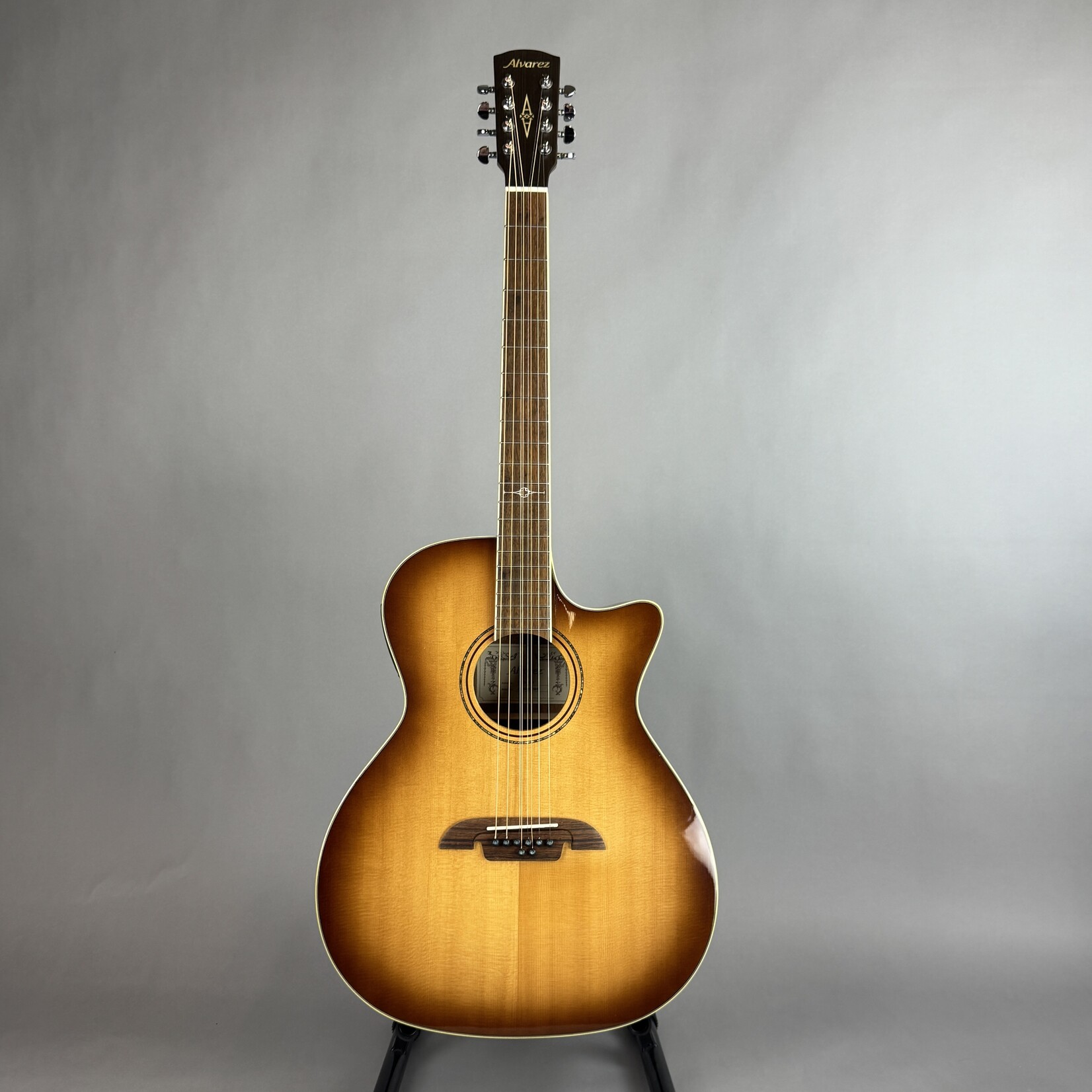 Alvarez AG60CE 8-String Grand Auditorium Acoustic-Electric Guitar - Shadowburst (Used)