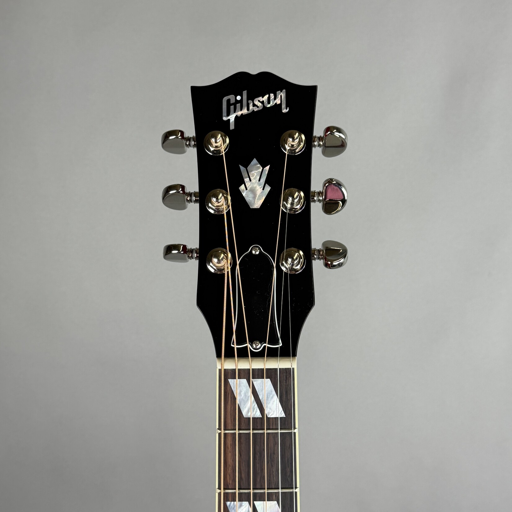 Gibson Acoustic Hummingbird Standard Acoustic-Electric Guitar W/Case - Vintage Cherry Sunburst