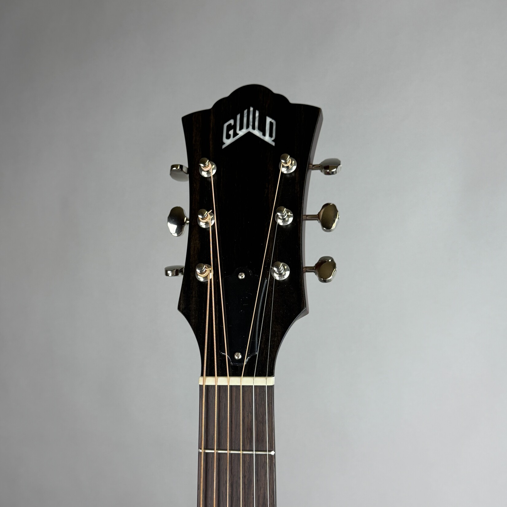 Guild D-50 Standard Dreadnought Acoustic Guitar W/Case - Natural