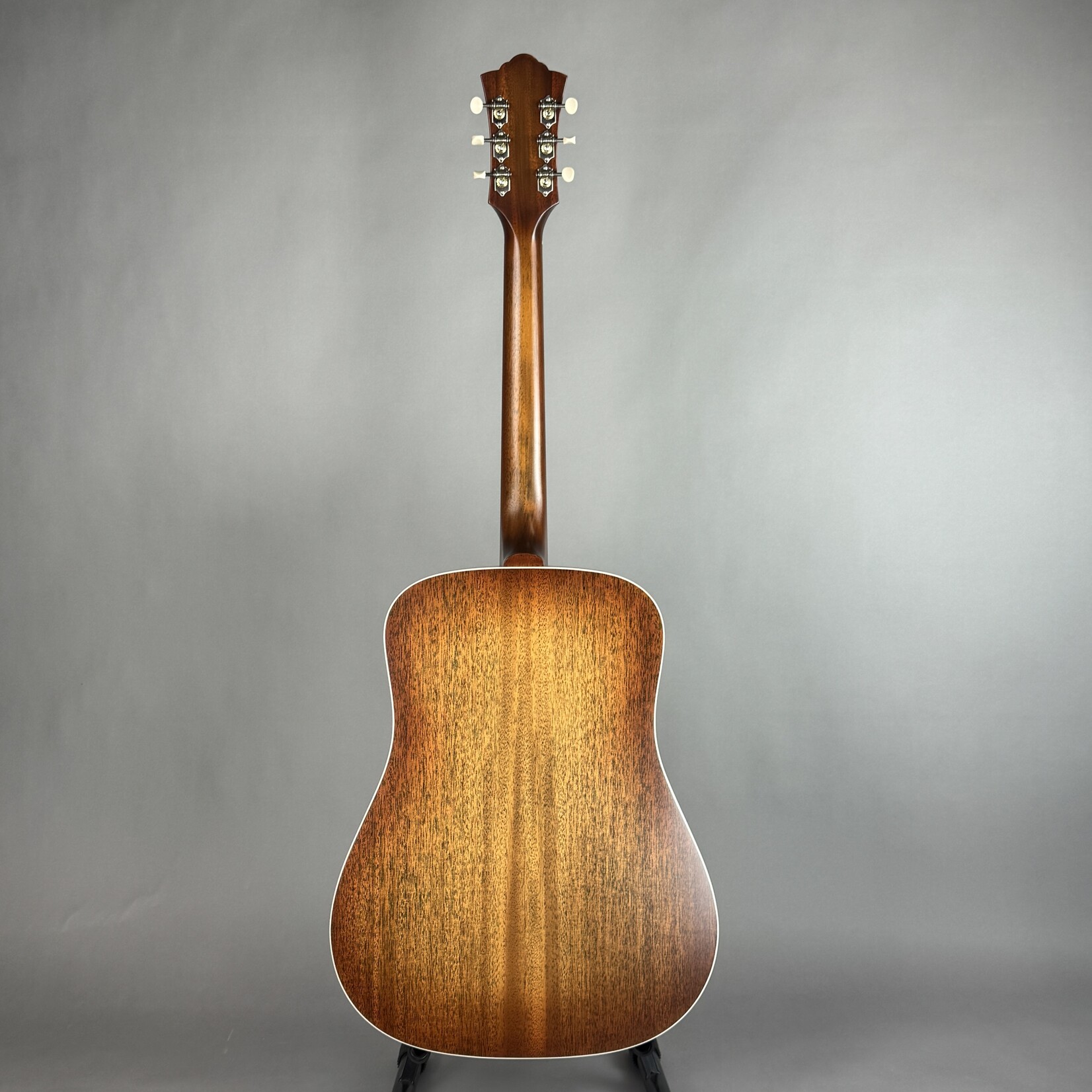 Guild D-40 Standard Dreadnaught Acoustic Guitar W/Case - Pacific Sunset Burst