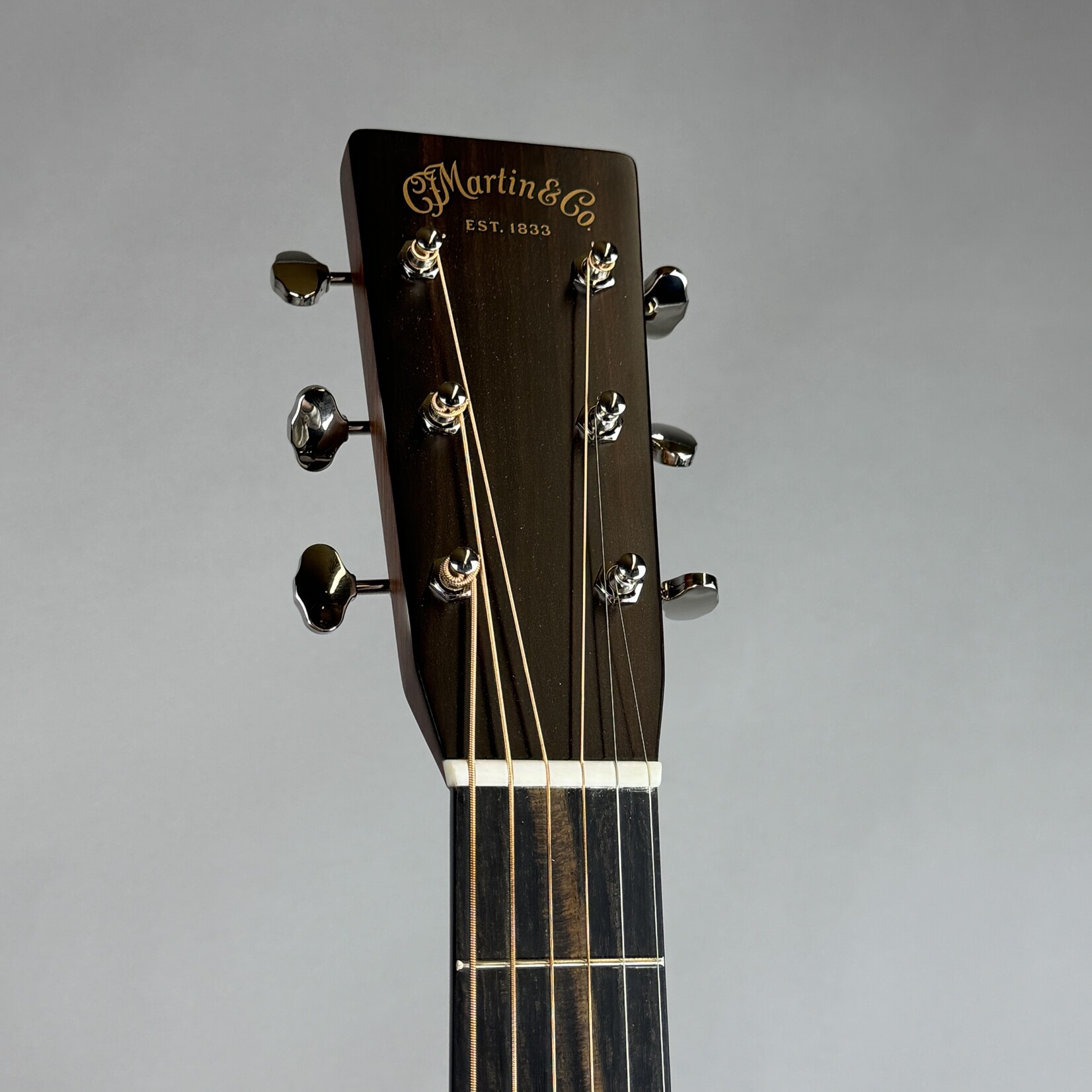 Martin D-28 Acoustic Guitar W/Hardshell Case - Natural Gloss
