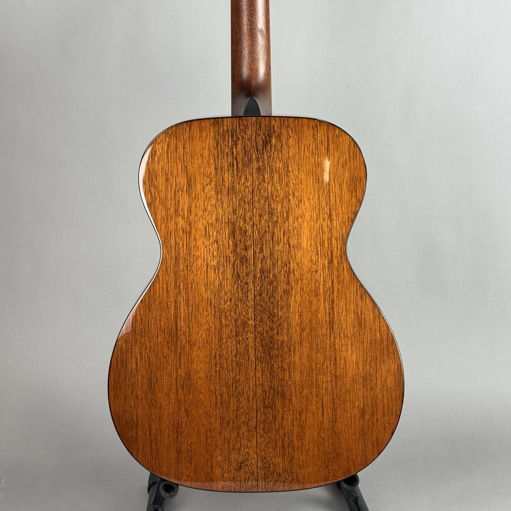 Martin 000-18 Acoustic Guitar W/Hardshell Case - Natural