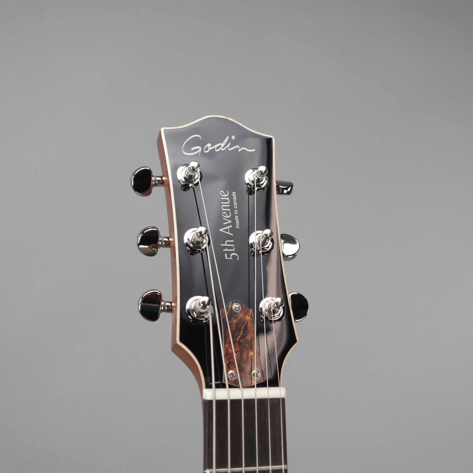 Godin 5th Avenue CW Kingpin II P90 Hollowbody Electric Guitar - Cognac Burst