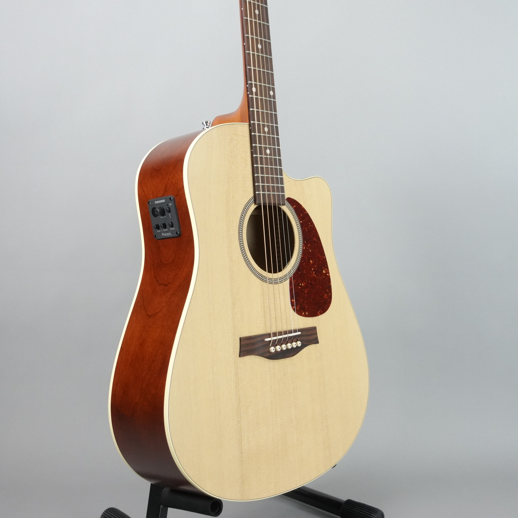 Seagull Coastline SLIM CW Presys II Cutaway Acoustic-Electric Guitar W/Gig Bag - Natural