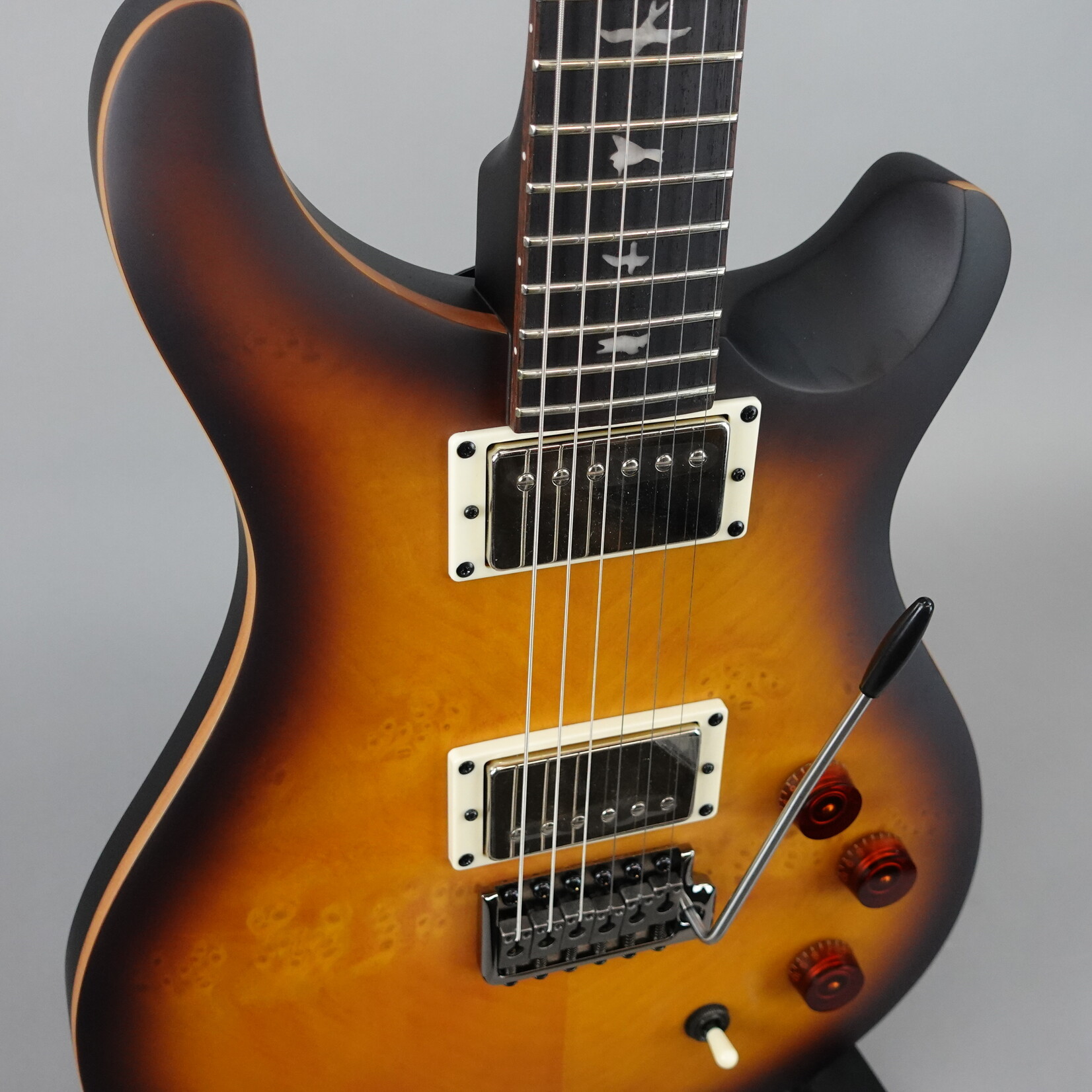 PRS SE DGT David Grissom Exotic Laurel Burl W/Gig Bag - McCarty Tobacco Sunburst