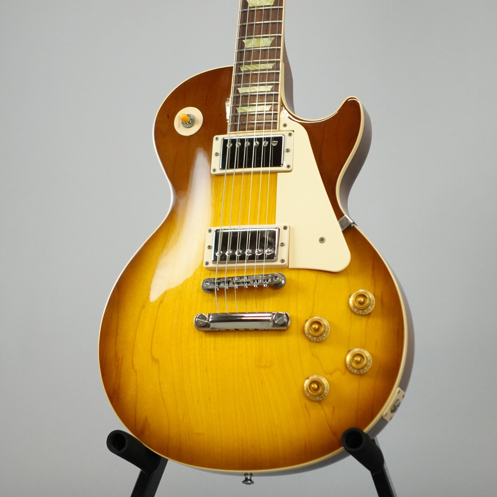 Gibson 2000's Les Paul Classic 60's Reissue W/Case - Honey Burst (Used)