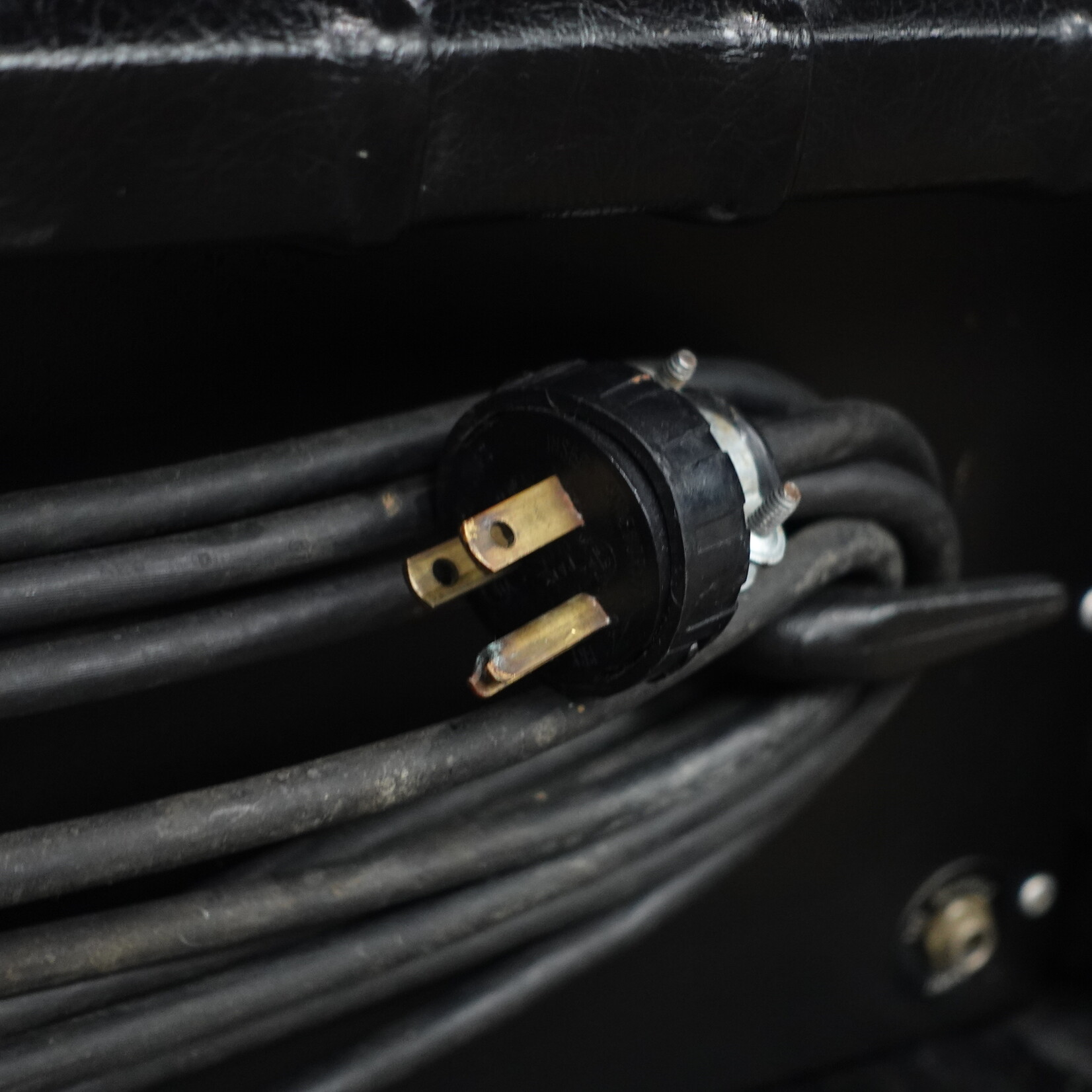 Vintage 70's Kustom 250 Bass Head and Cab - (Used)