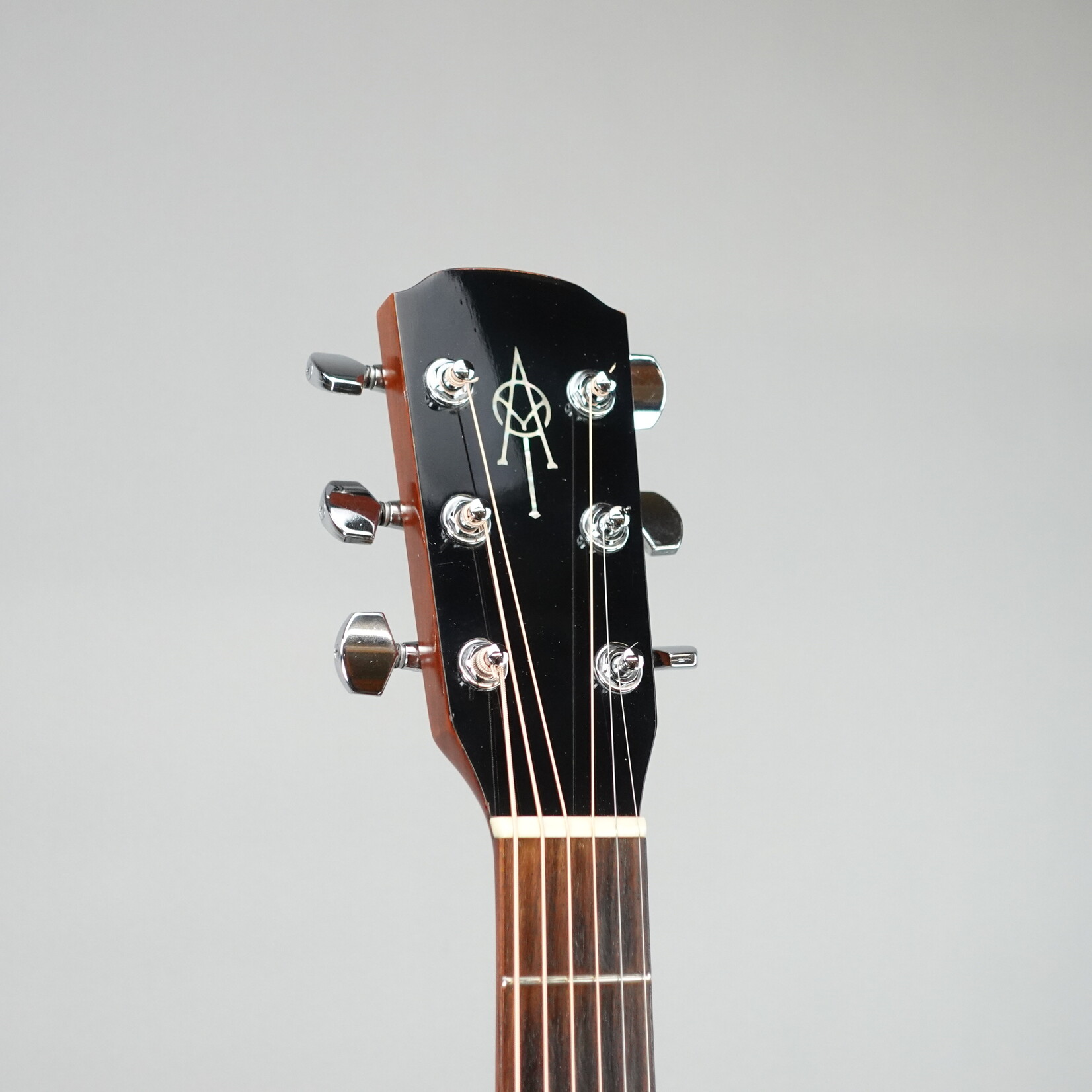 Alvarez 1990's DY70 Yairi Acoustic Guitar - Aged Natural Gloss W/Case (Used)