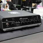 Ampeg Ampeg Venture V7 700-Watt Bass Head - (Used)