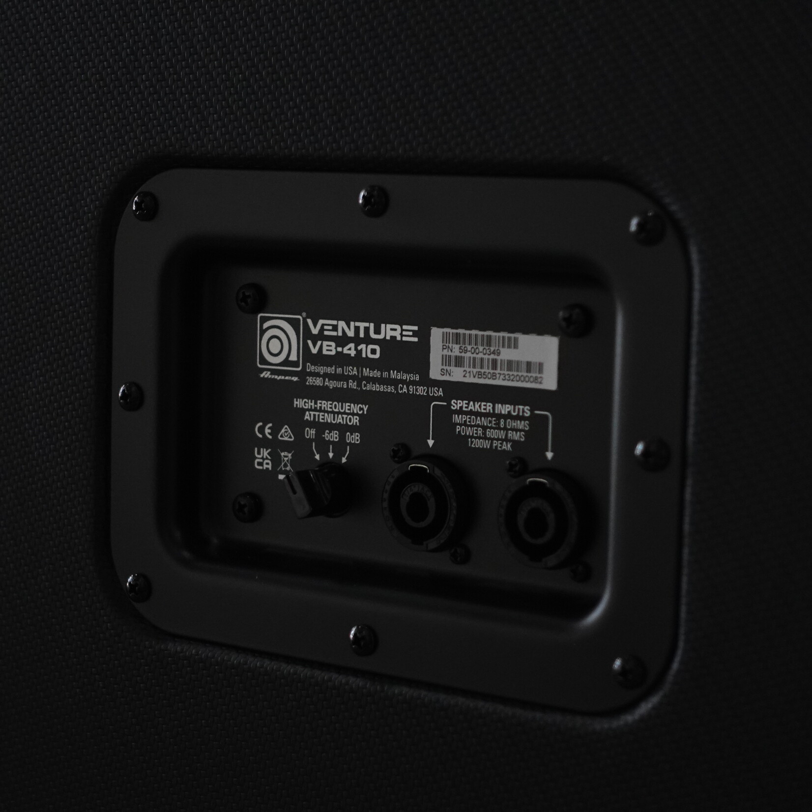 Ampeg Venture VB-410 4 x 10-inch 600-Watt Bass Cabinet - (Used)