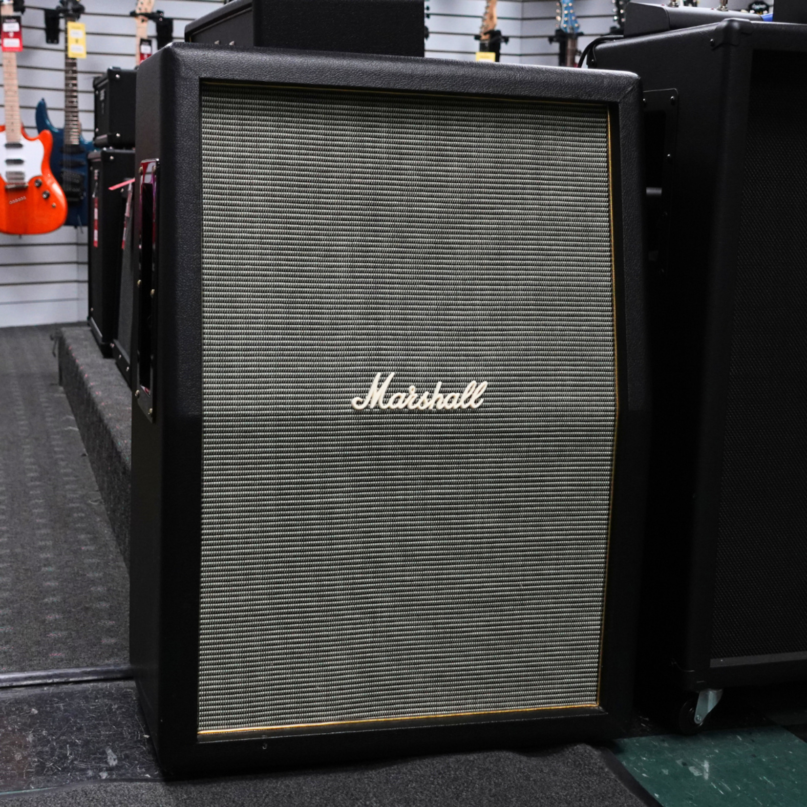 Marshall Origin212A 160-watt 2x12" Vertical Extension Cabinet - (Used)