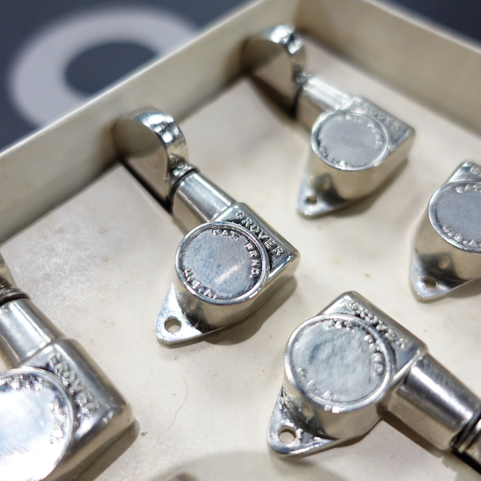 Grover Vintage Futura Tuning Machine Heads - (60's All Original)