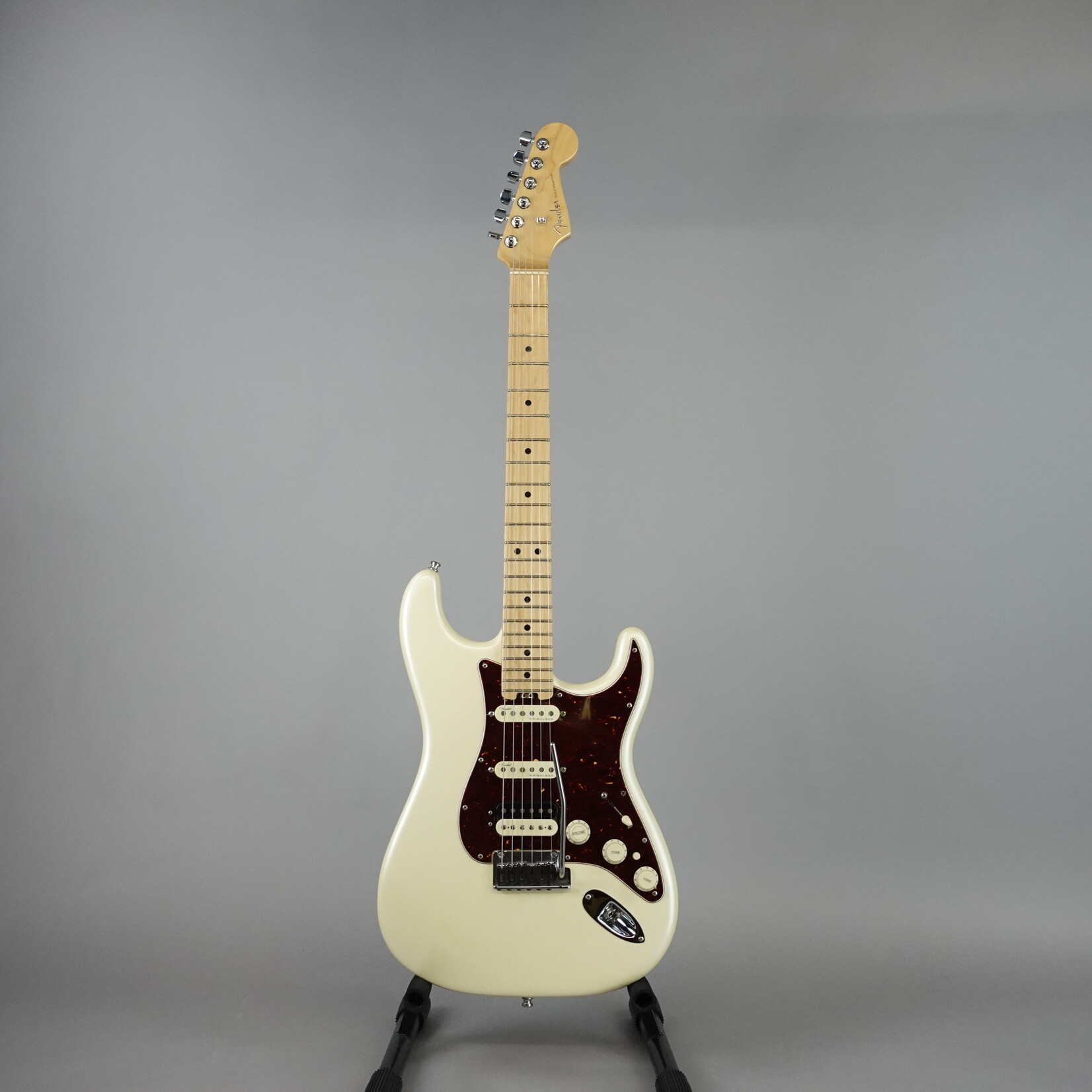 Fender American Elite Stratocaster HSS, Maple Fingerboard W/Case - Olympic Pearl (Used)