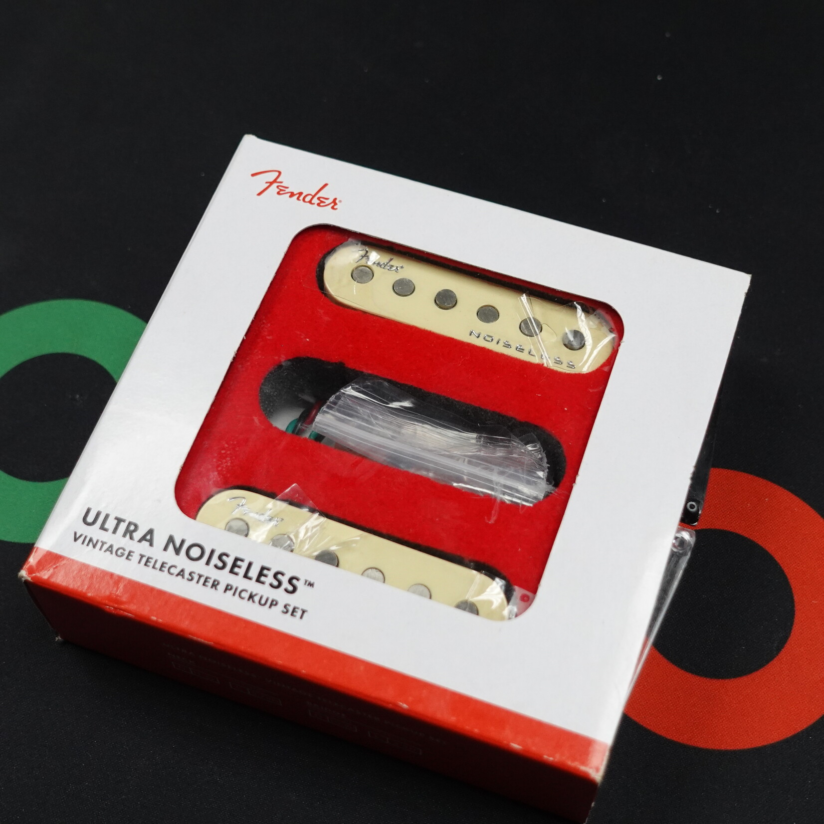 Fender Ultra Noiseless™ Vintage Stratocaster® Pickup Set (Neck & Bridge Only)