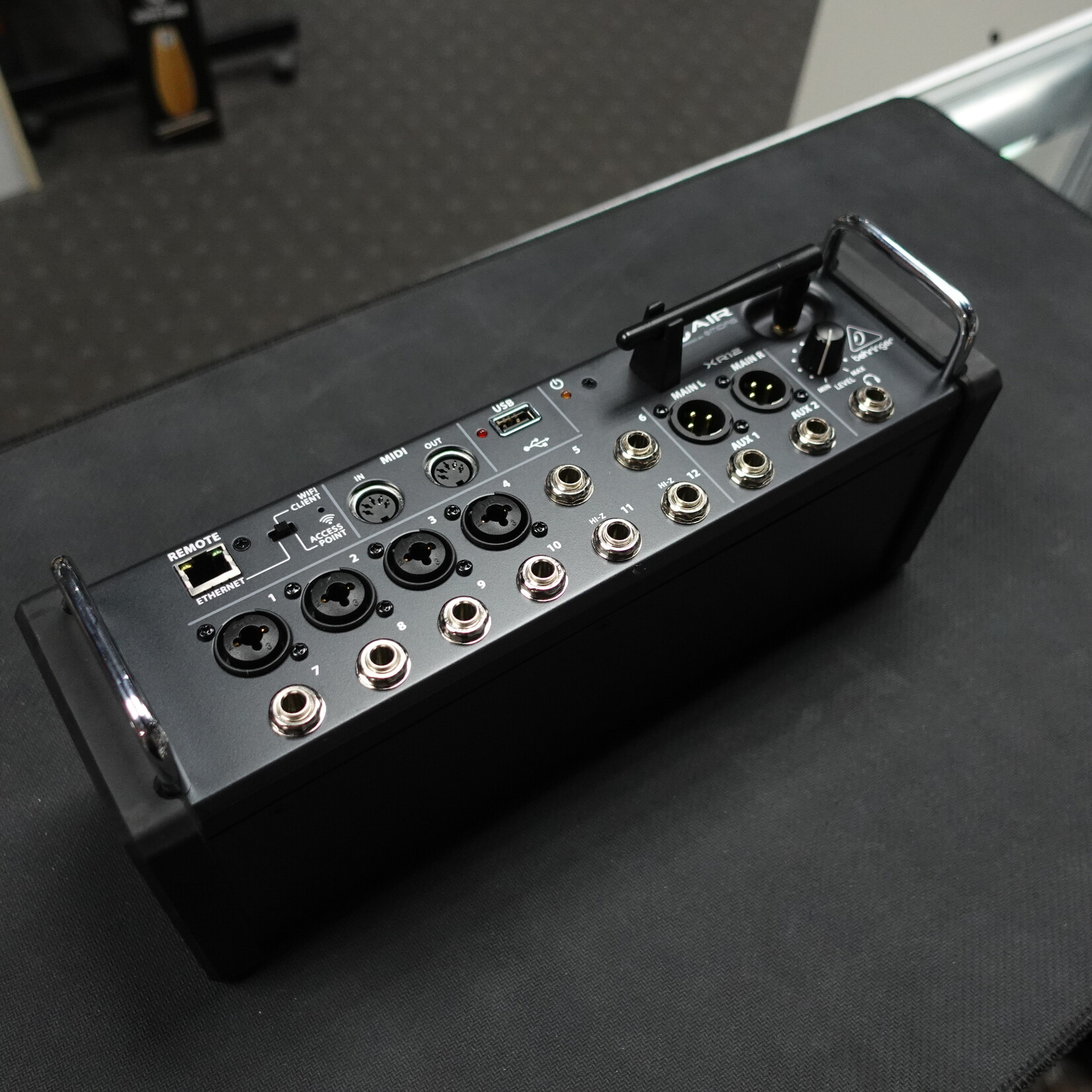 Behringer X Air XR12 12-Channel Tablet Controlled Digital Mixer - (Used)