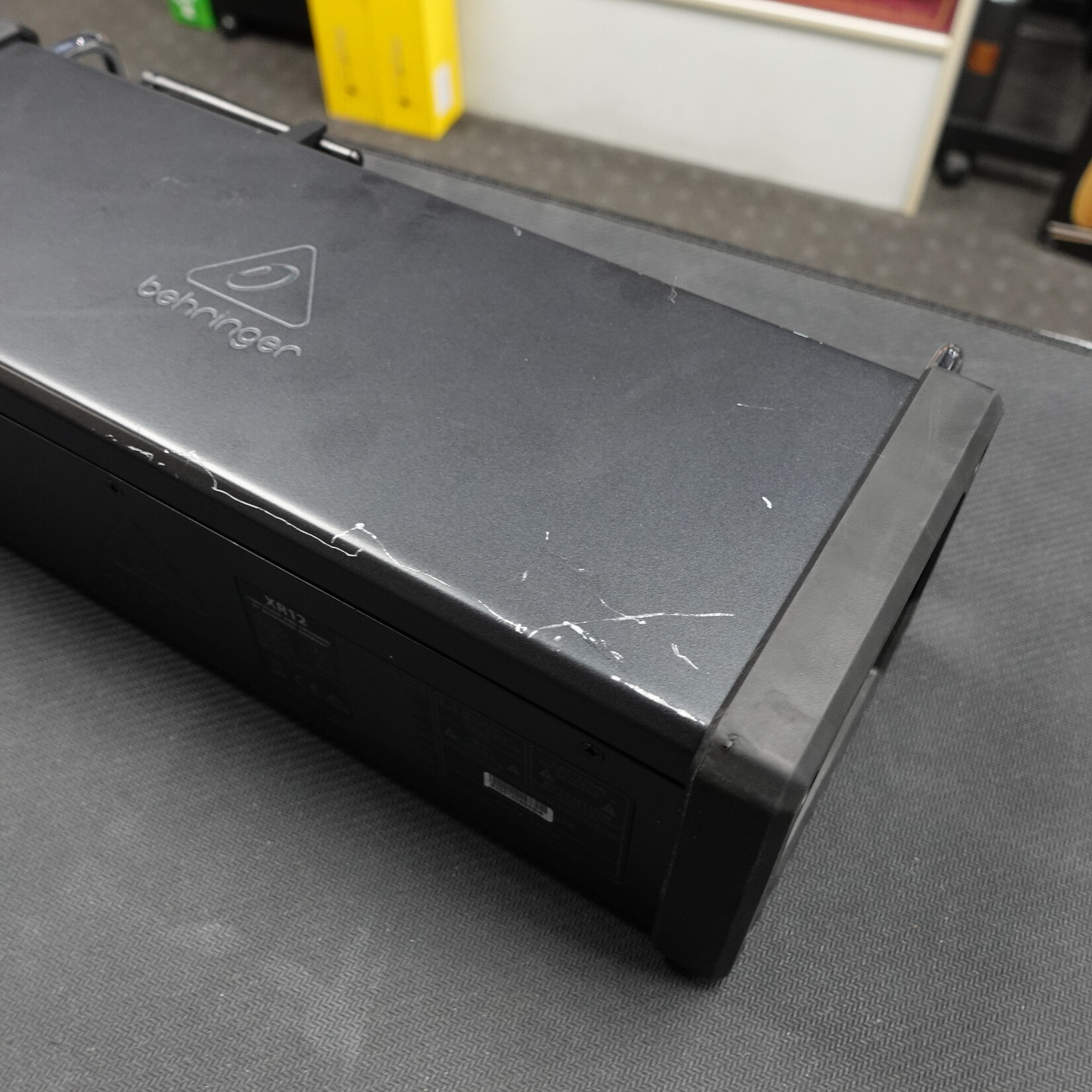 Behringer X Air XR12 12-Channel Tablet Controlled Digital Mixer - (Used)