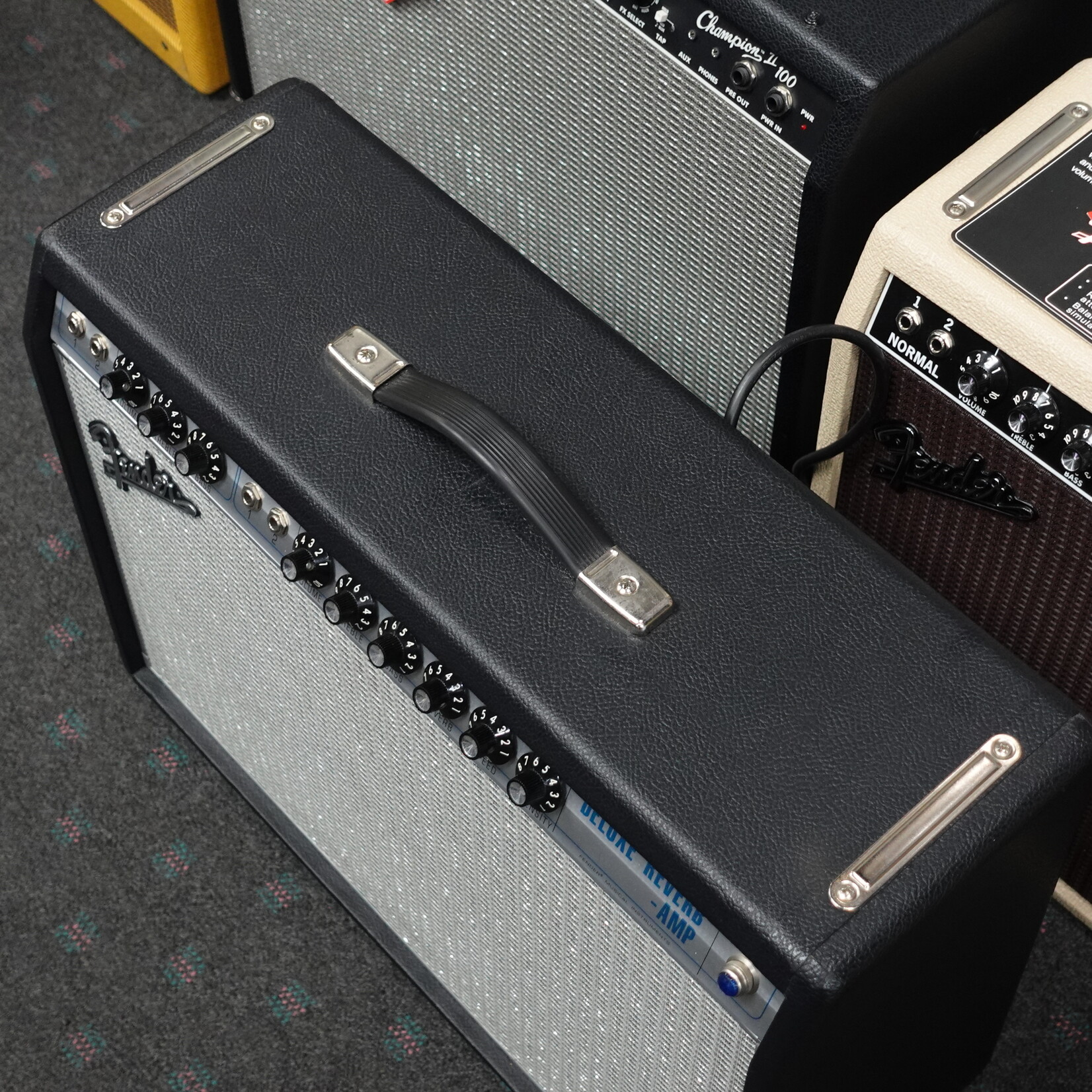 Fender '68 Custom Deluxe Reverb 1x12-inch 22-Watt Tube Combo Amp - (Used)