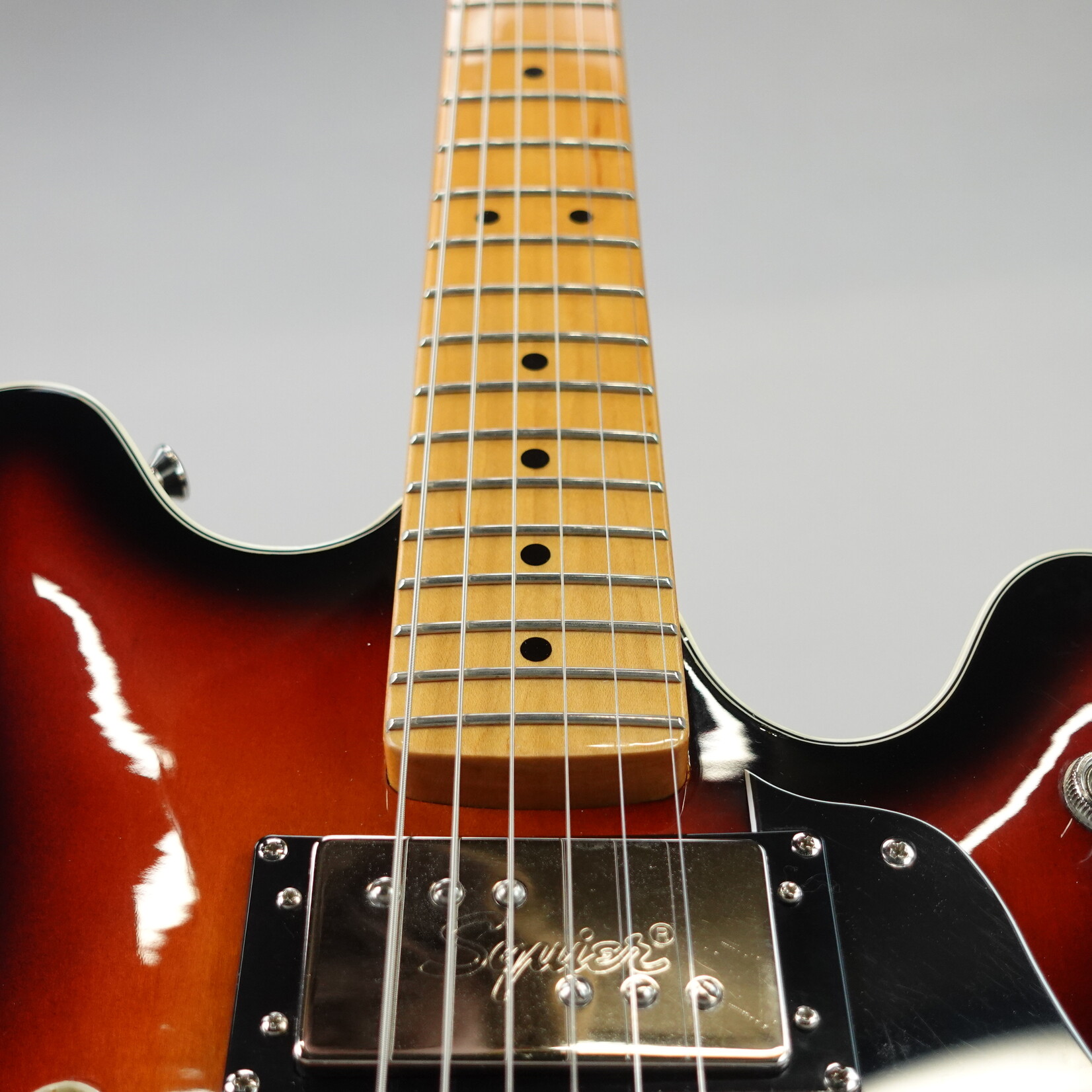 Squier Classic Vibe Starcaster Maple Fingerboard - 3-Color Sunburst (Used)