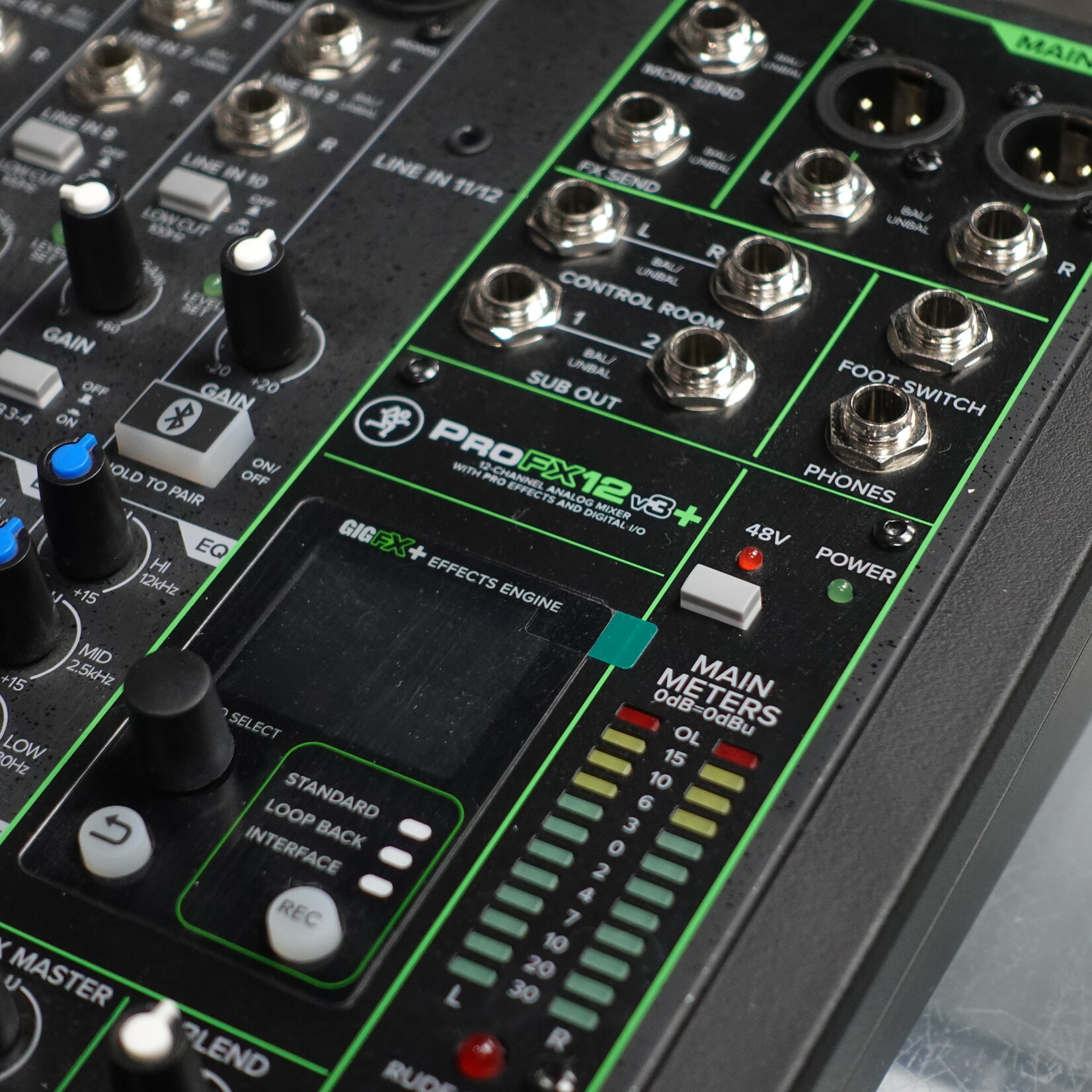 Mackie ProFX12v3+ 12-channel Mixer - (DEMO)
