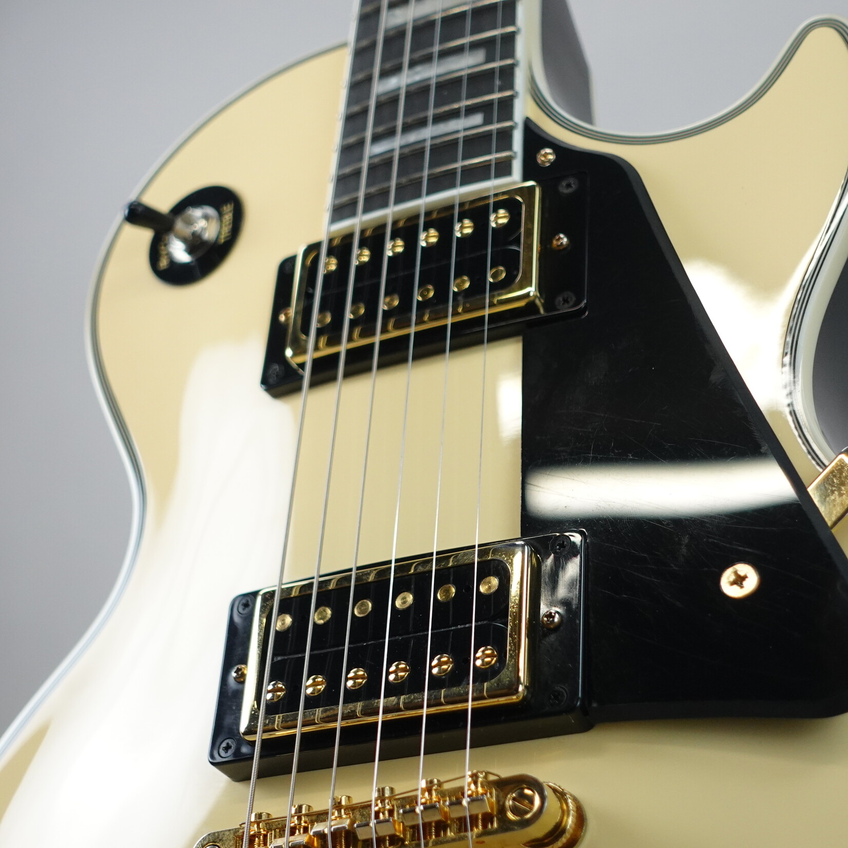 Epiphone Les Paul Custom Blackback Electric Guitar - Antique Ivory (Used)