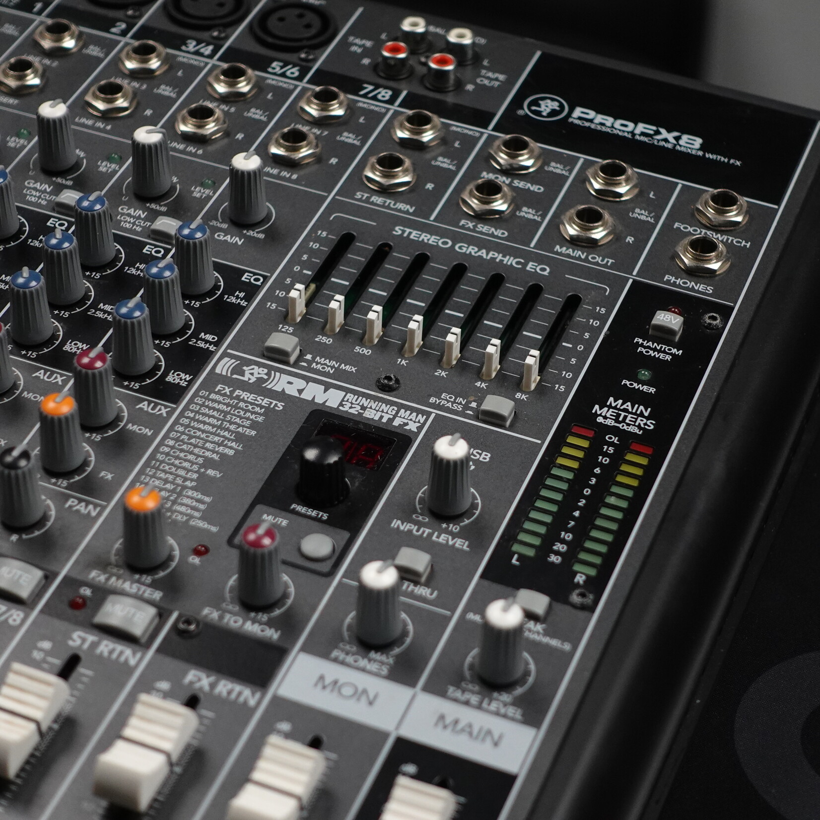 Mackie ProFX8 8 Channel Compact Mixer w/FX - (Used)