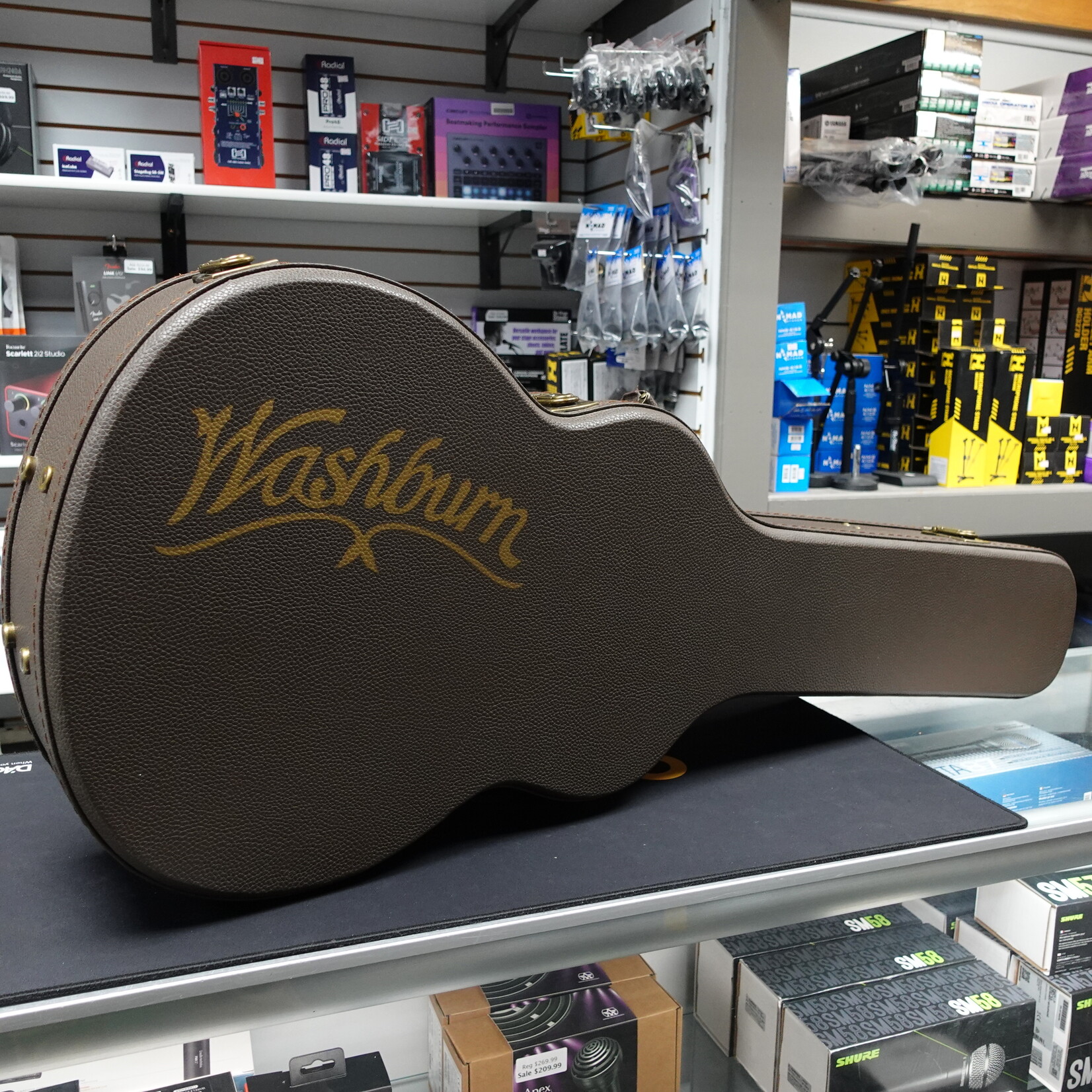 Washburn Acoustic Guitar Case - Brown (Used)