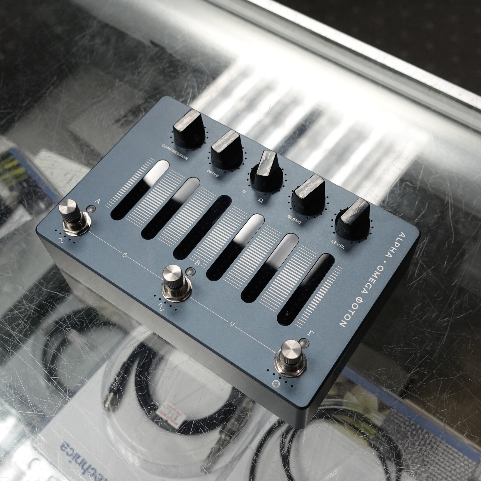 Darkglass Electronics Alpha-Omega Photon Bass Distortion/Compression Pedal - (Used)