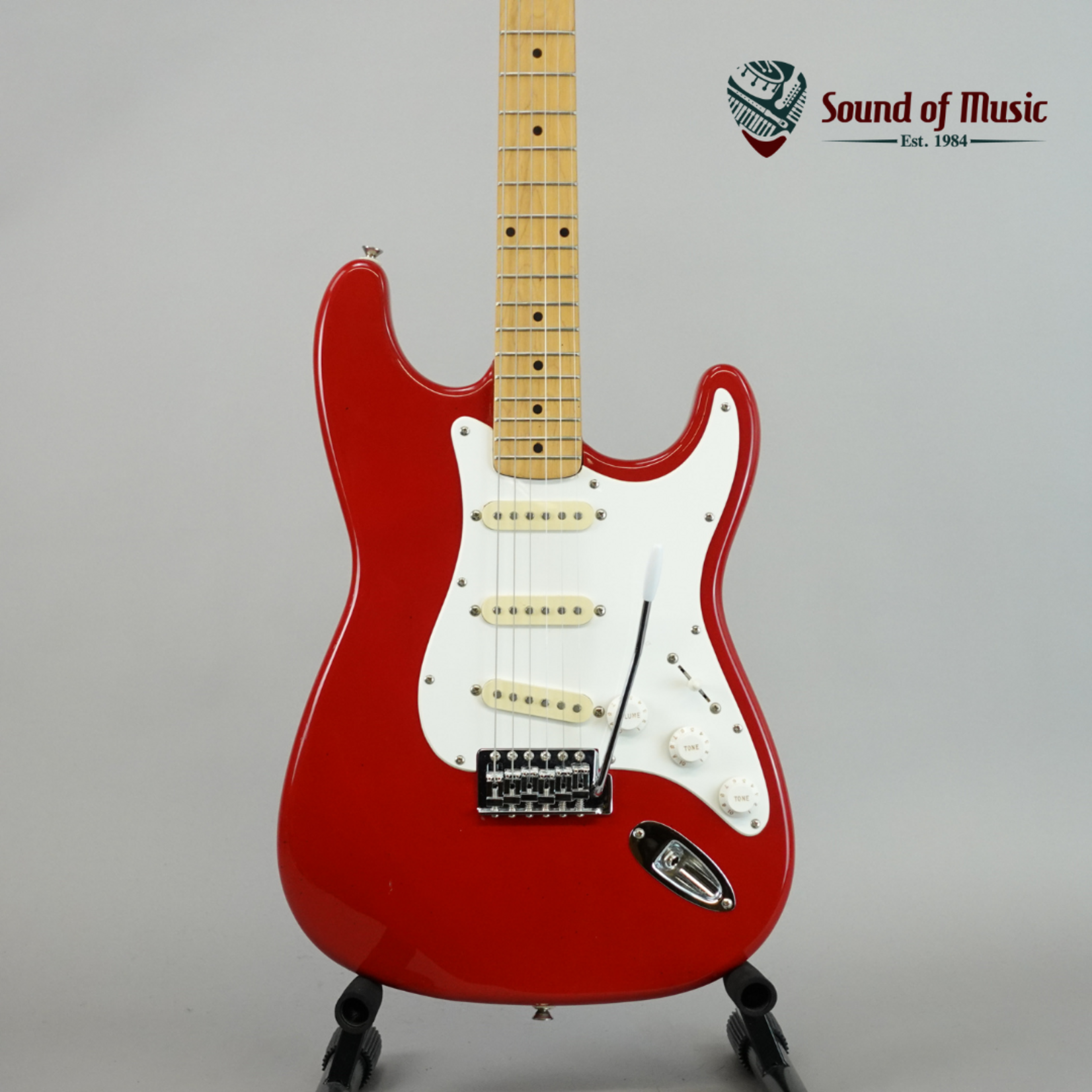 Squier MIK Stratocaster Electric Guitar - Circa Early 90's Red (Used)
