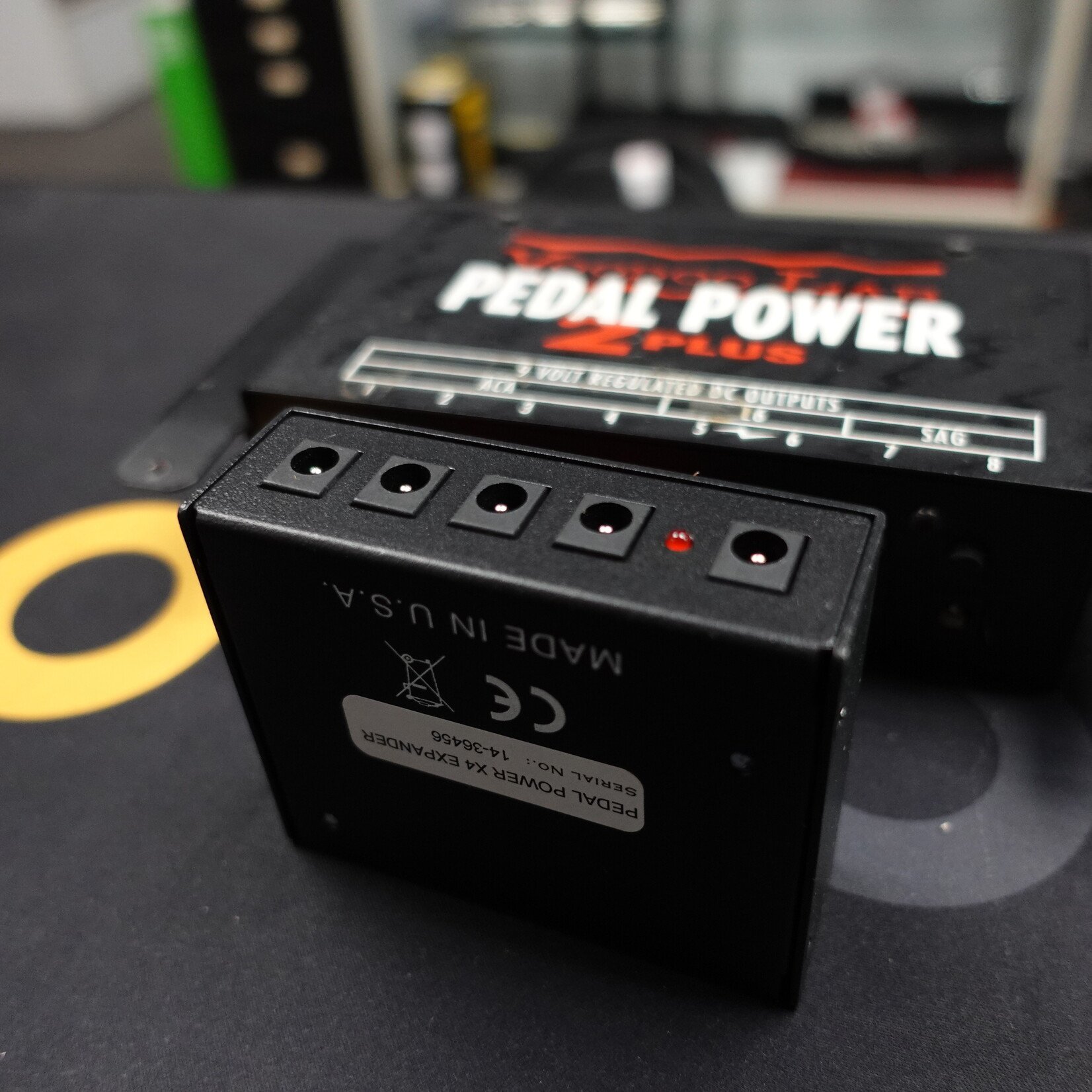 Voodoo Lab Pedal Power 2 Plus w/ X4 Expander - (Used)