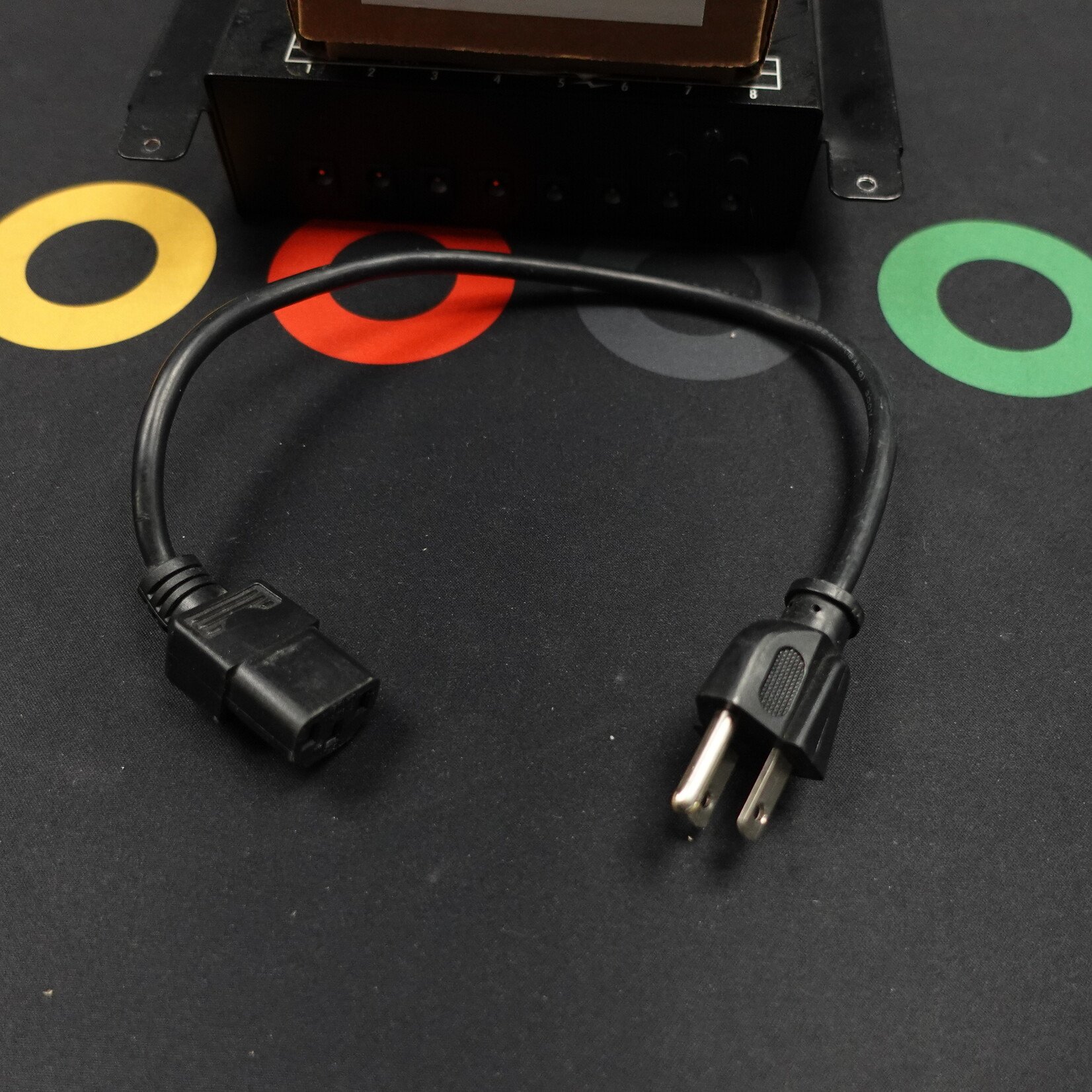 Voodoo Lab Pedal Power 2 Plus w/ X4 Expander - (Used)