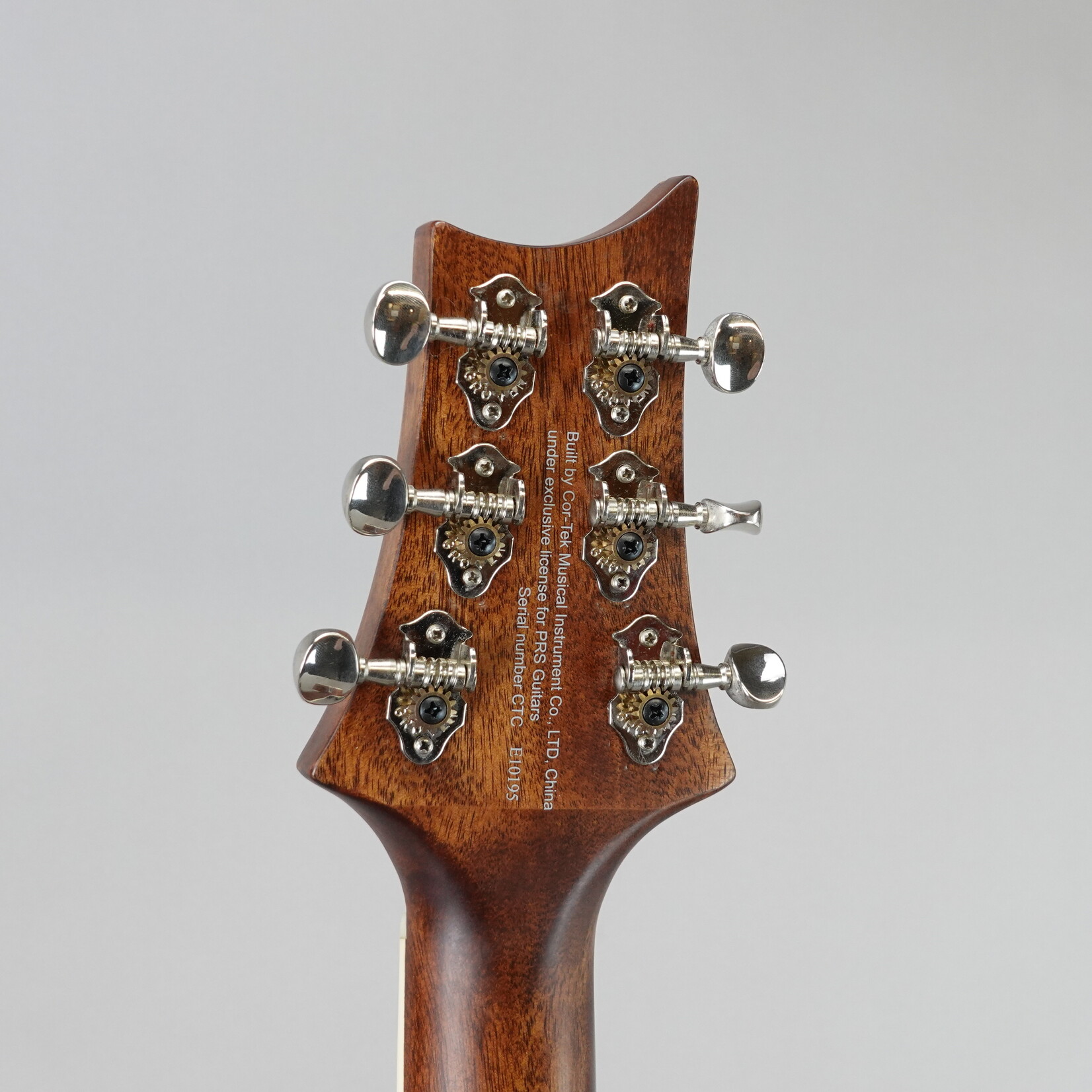 PRS SE P20E Parlor Acoustic-Electric Guitar W/Gig Bag - Blacktop (Used)