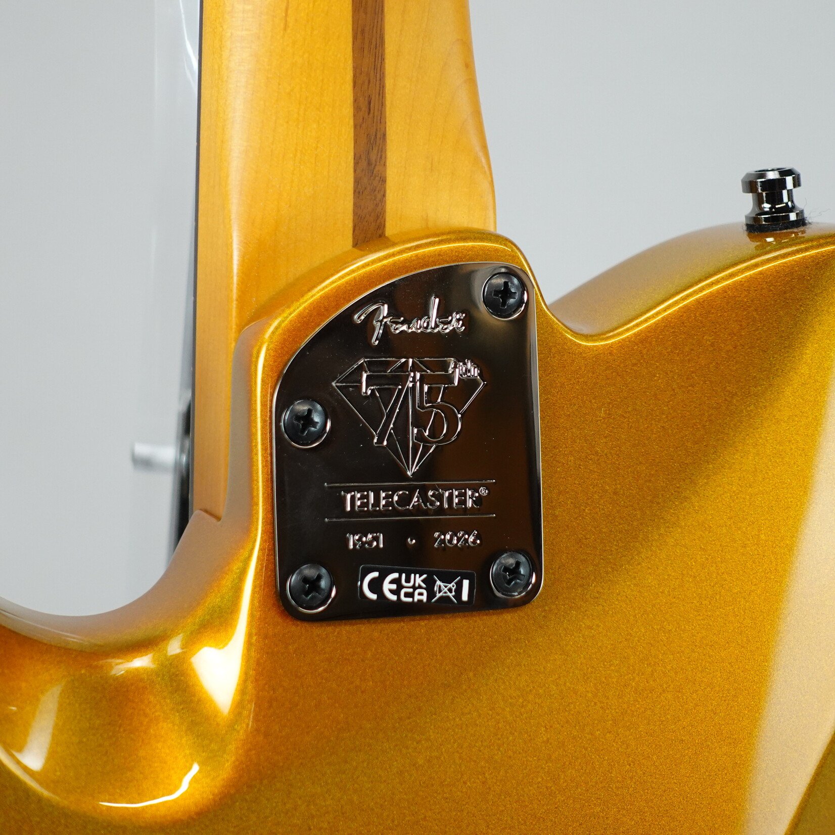 Fender 75th Anniversary American Ultra II Telecaster, Ebony Fingerboard W/Case - Liquid Gold